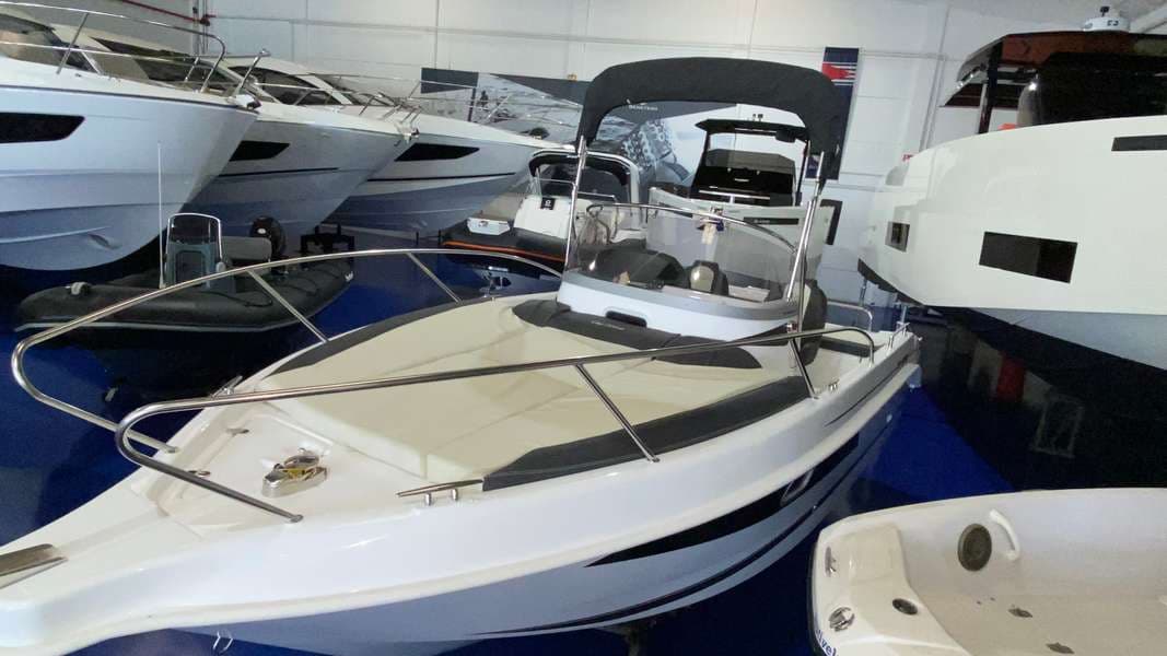 2026 B2 Cap-Ferret 702 Sun Deck for Sale in Viladamat, ES Cuddy Cabin 2