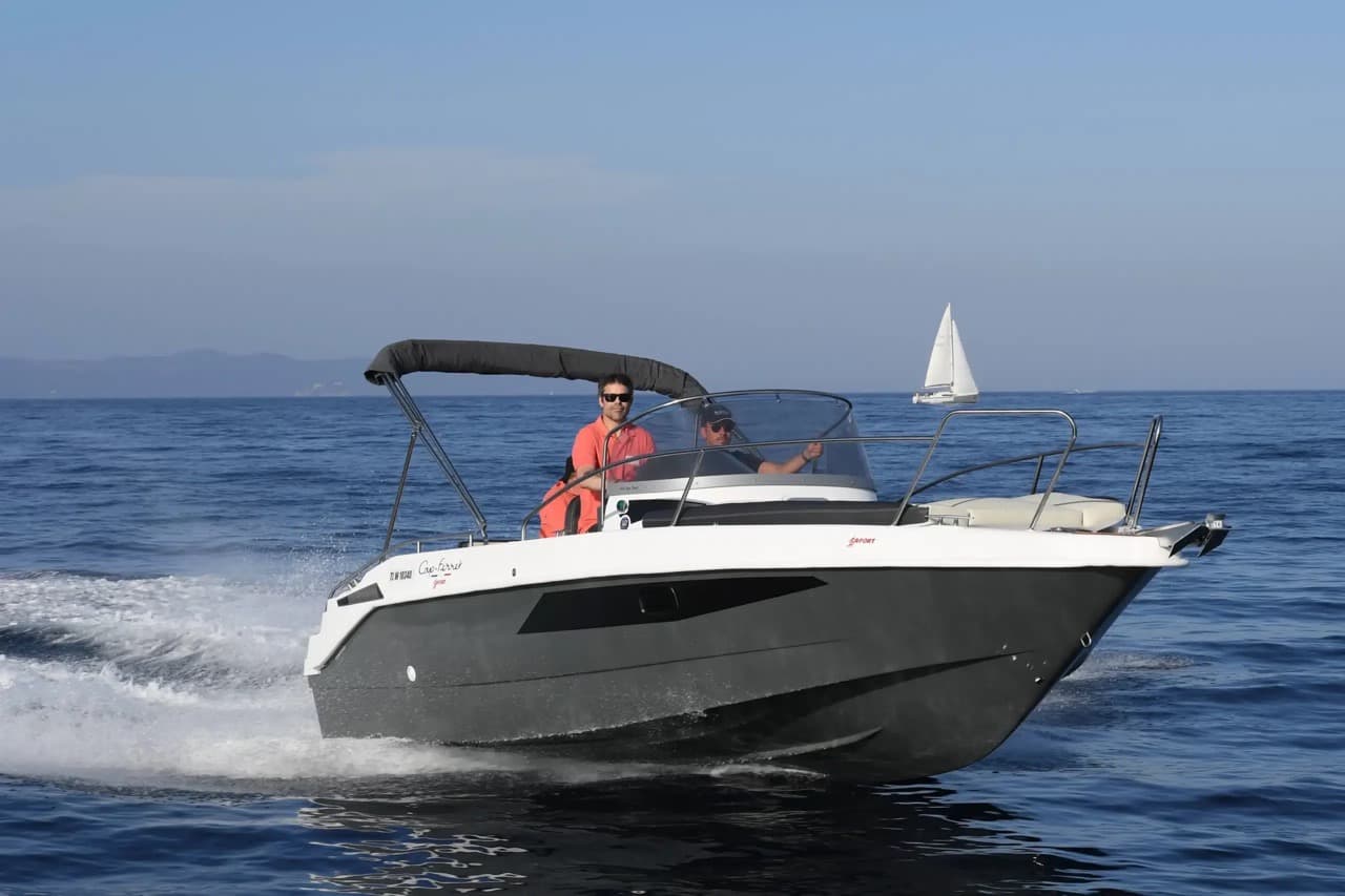 2026 B2 Cap-Ferret 702 Sun Deck for Sale in Viladamat, ES Cuddy Cabin 3