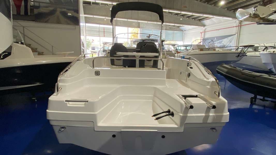 2026 B2 Cap-Ferret 702 Sun Deck for Sale in Viladamat, ES Cuddy Cabin 4