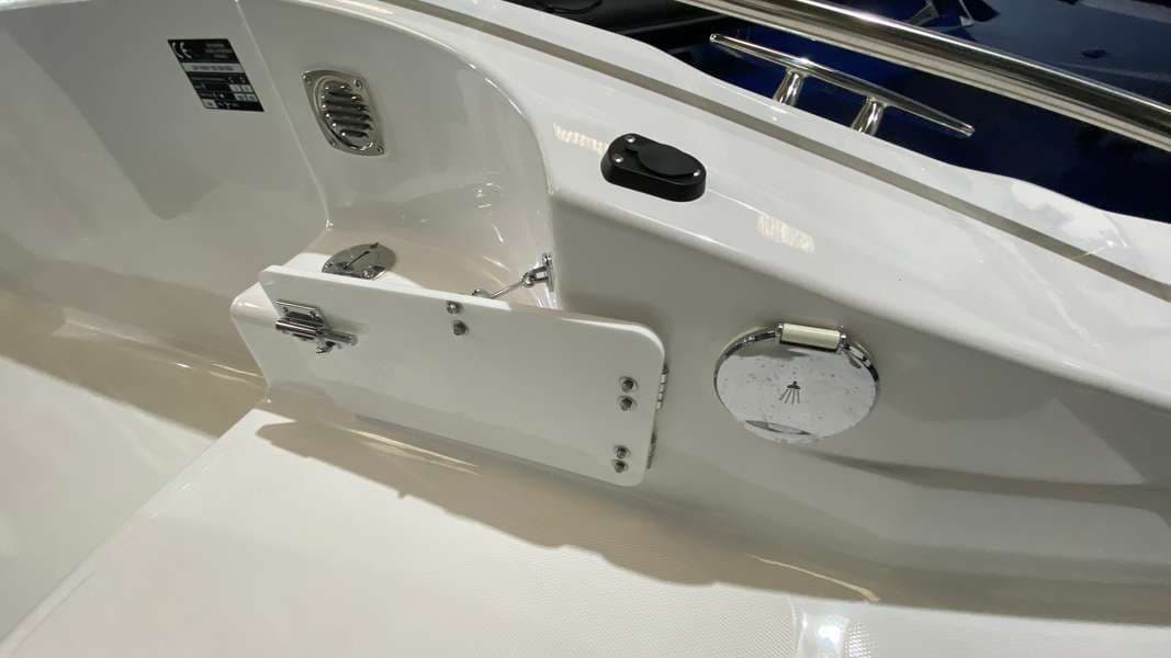 2026 B2 Cap-Ferret 702 Sun Deck for Sale in Viladamat, ES Cuddy Cabin 5