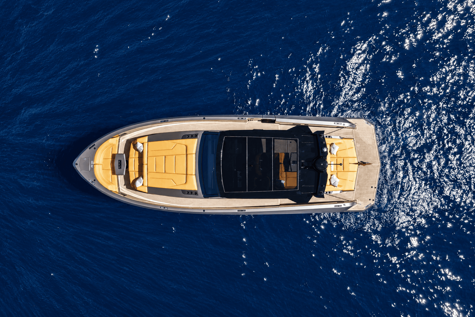 2025 Vanquish Yachts VQ45 zum Verkauf in Cannes, FR Express Cruiser 2