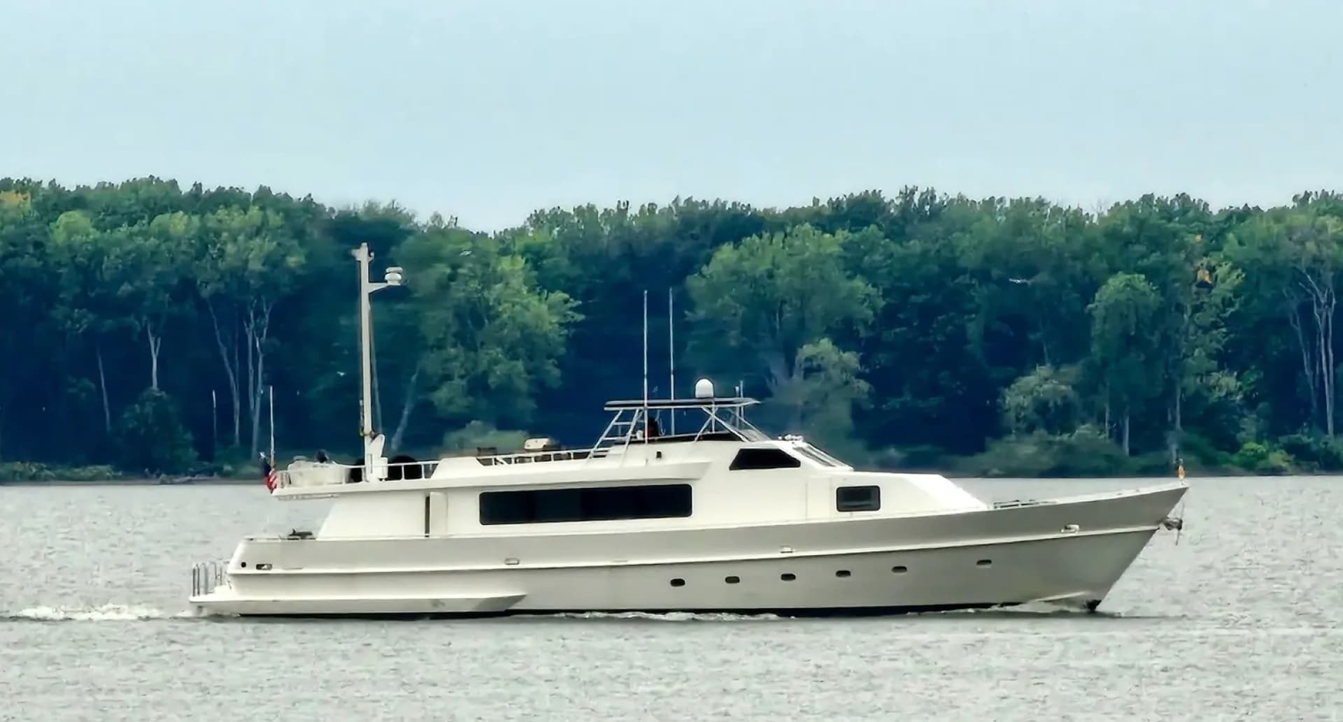 1990 Inace Yachts Expedition 88 for Sale in Vancouver, CA Explorer Yachts