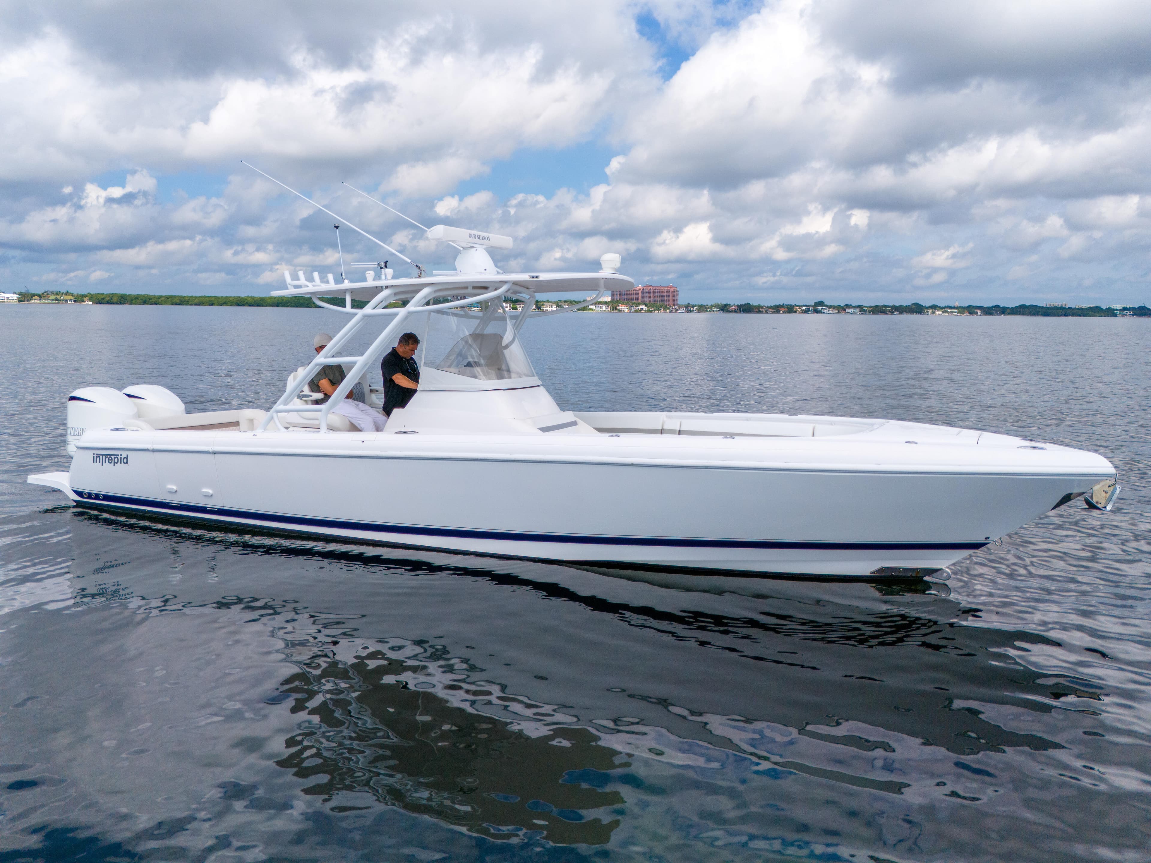 2014 Intrepid Powerboats 327 CC for Sale in Miami, Florida Center Console 2