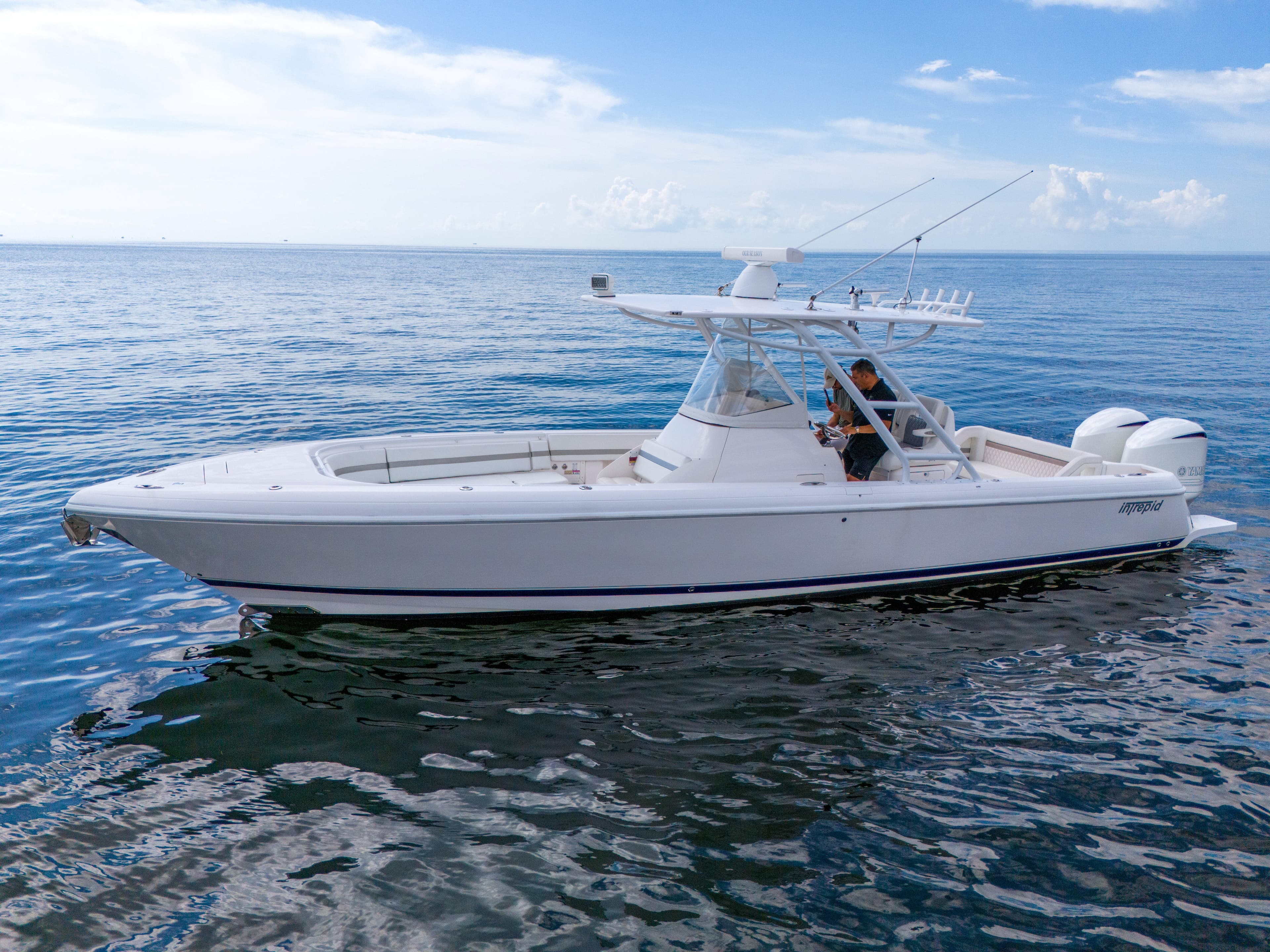 2014 Intrepid Powerboats 327 CC for Sale in Miami, Florida Center Console 3
