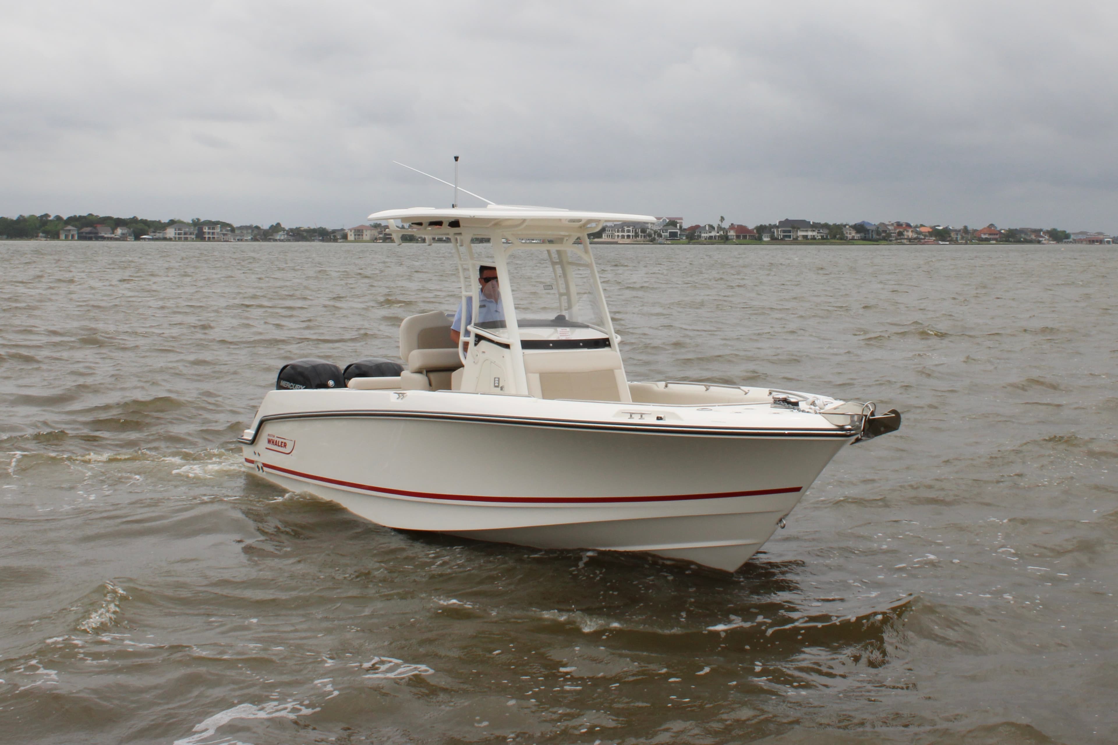2026 Boston Whaler 230 Outrage zum Verkauf in Seabrook, TX Center Console 5