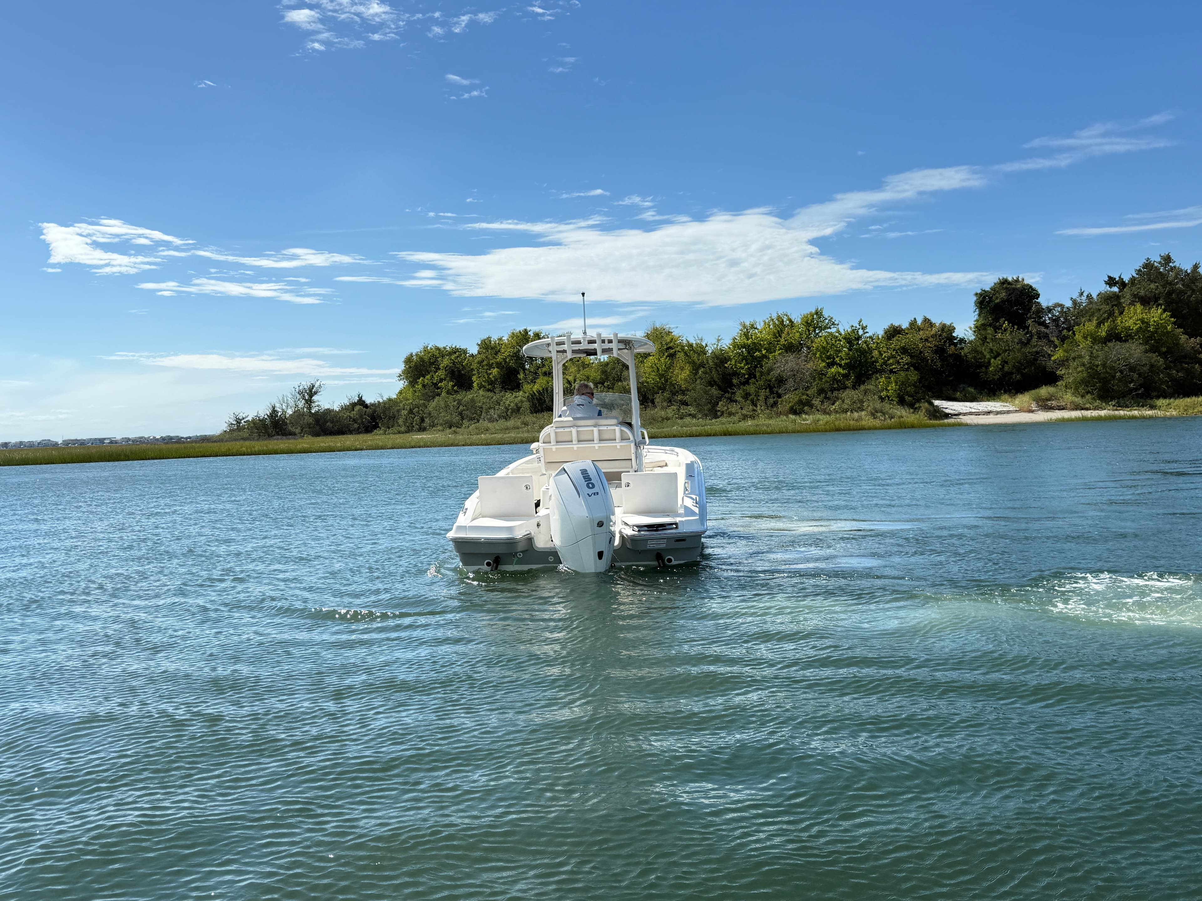 2027 Boston Whaler 220 Dauntless zum Verkauf in Wrightsville Beach, North Carolina Center Console 5
