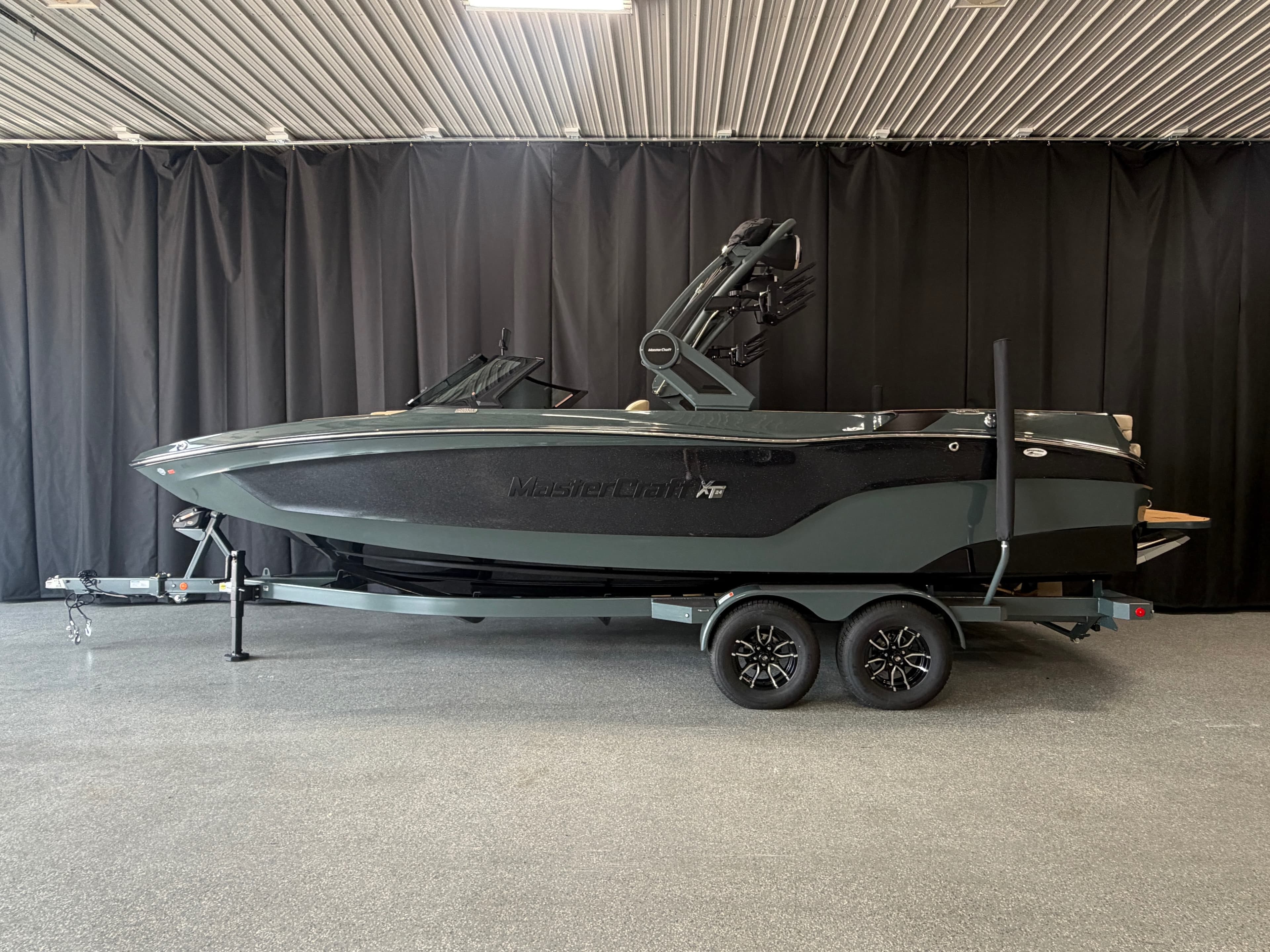 2027 MasterCraft XT24 for Sale in Nisswa, Minnesota Ski Boat