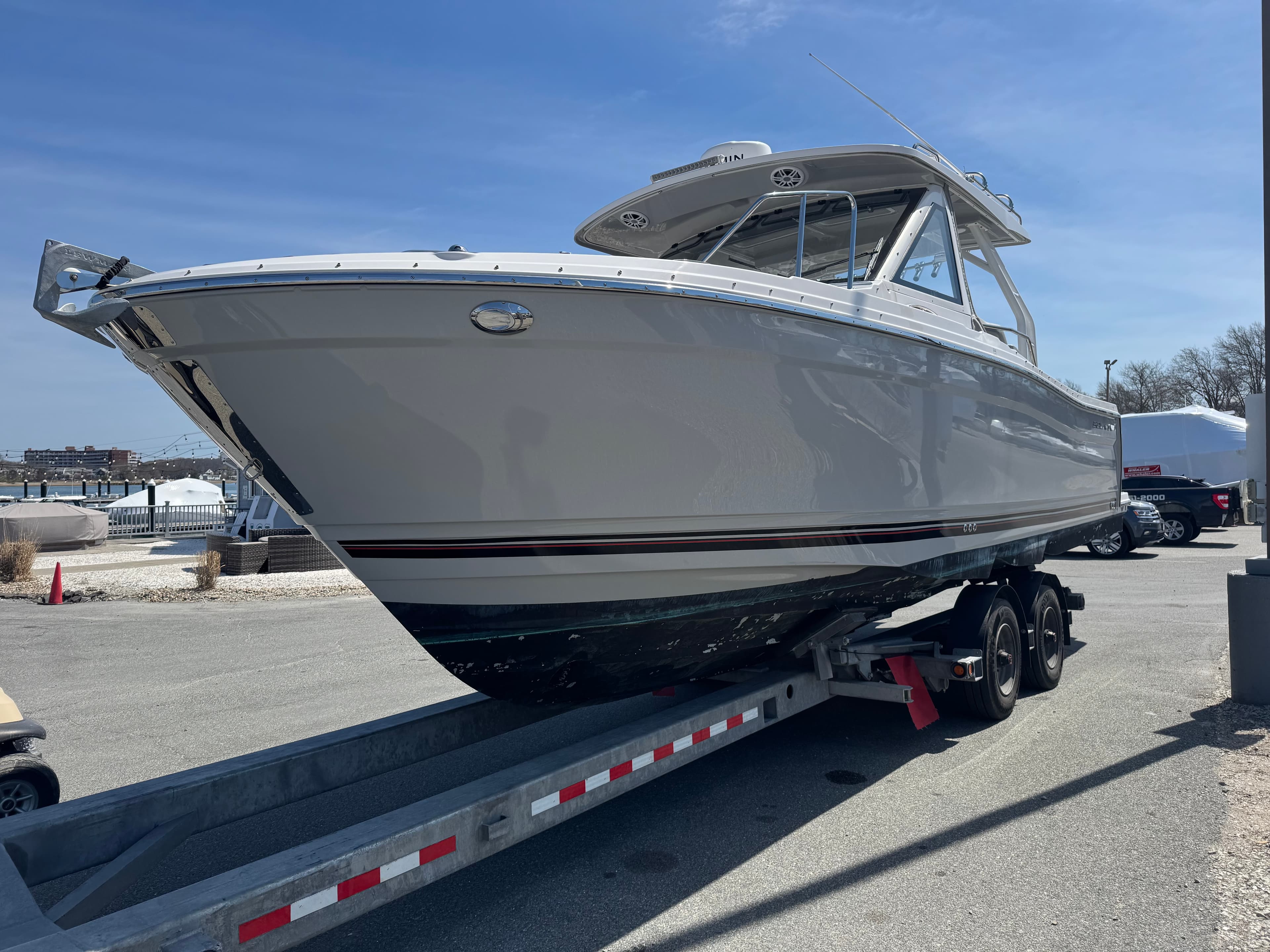 2023 Solara S-310 CW zum Verkauf in Quincy, Massachusetts Center Console 3