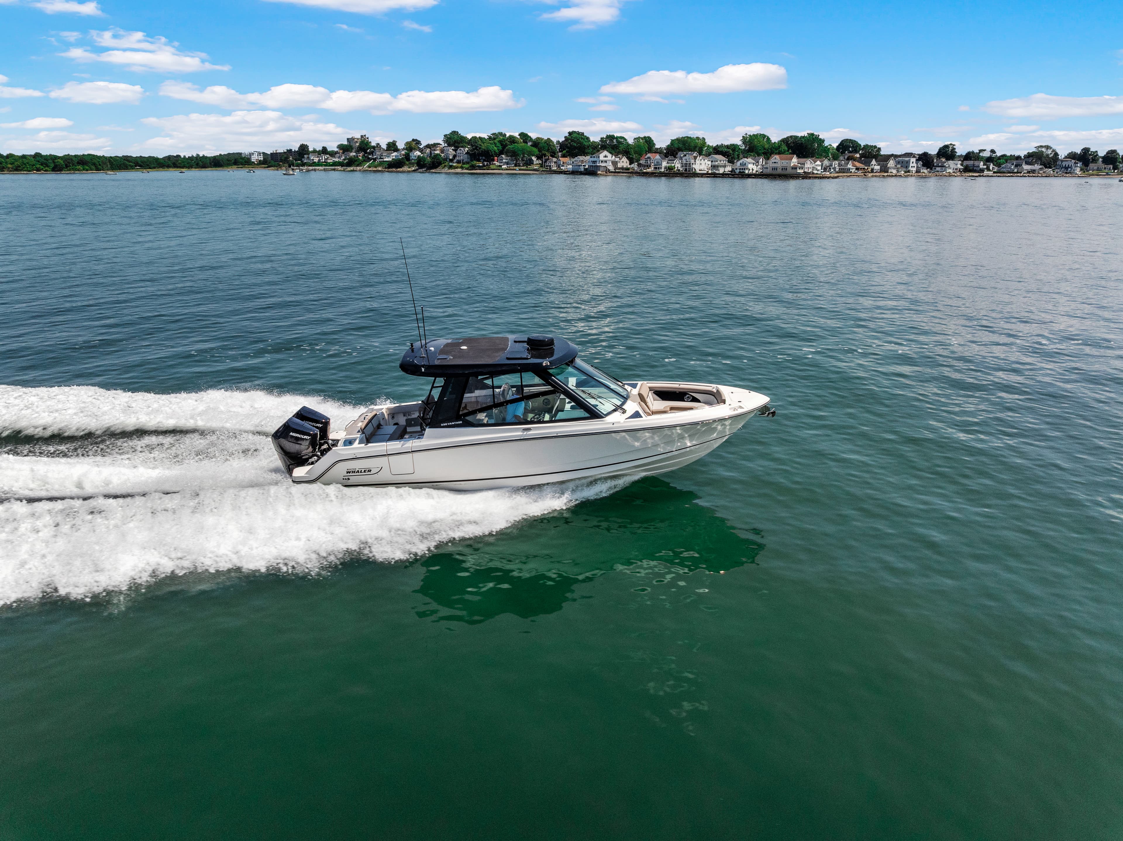 2026 Boston Whaler 330 Vantage zum Verkauf in Quincy, MA Dual Console