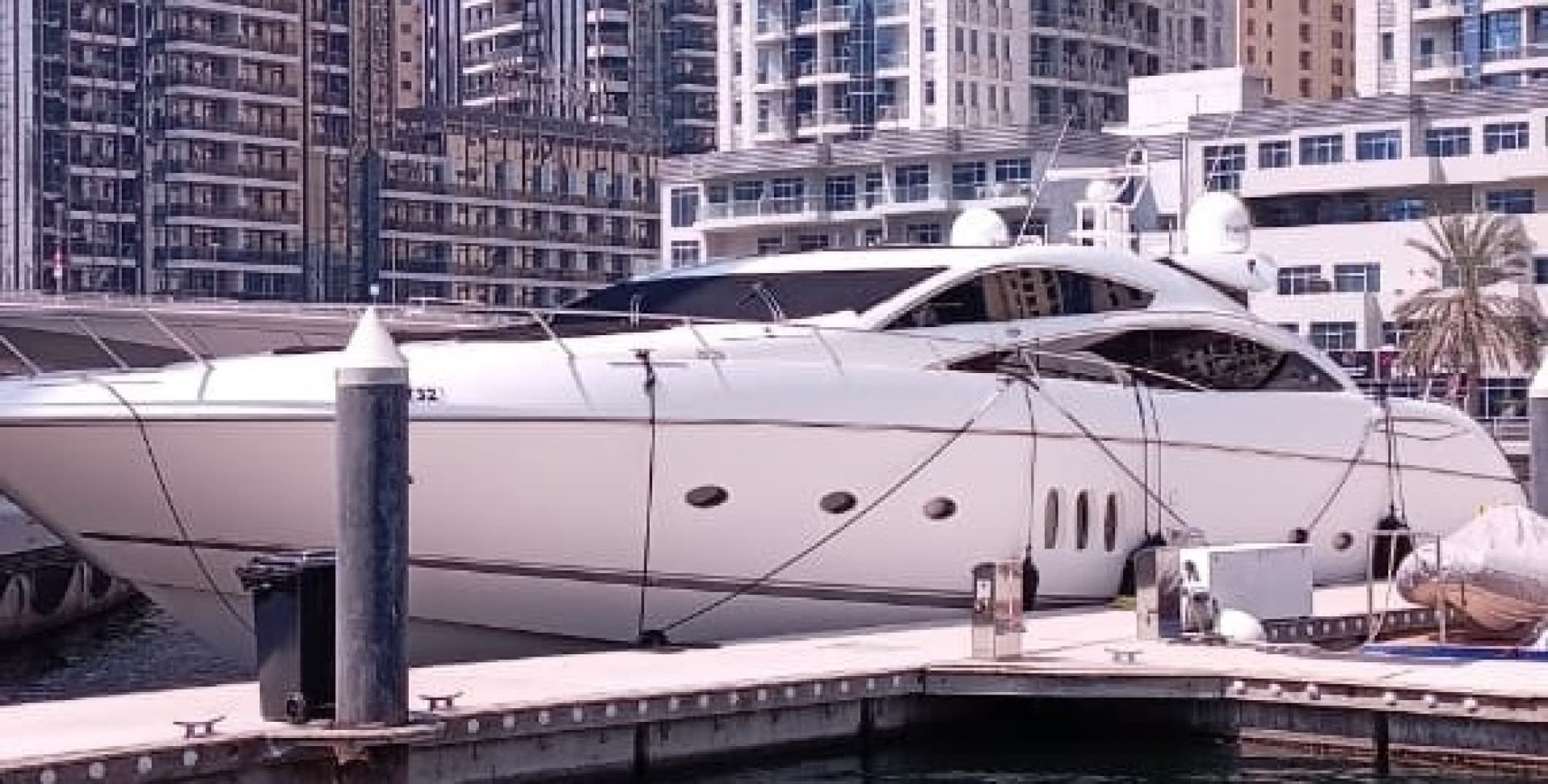 2006 Sunseeker Predator 82 for Sale in Dubai, AE Express Cruiser 2