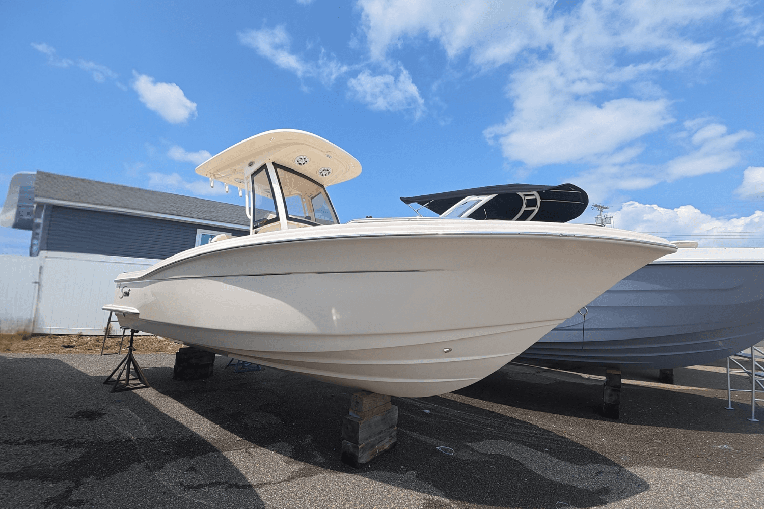 2027 Scout Boats 220 XSF for Sale in Brick Township, New Jersey Center Console 2