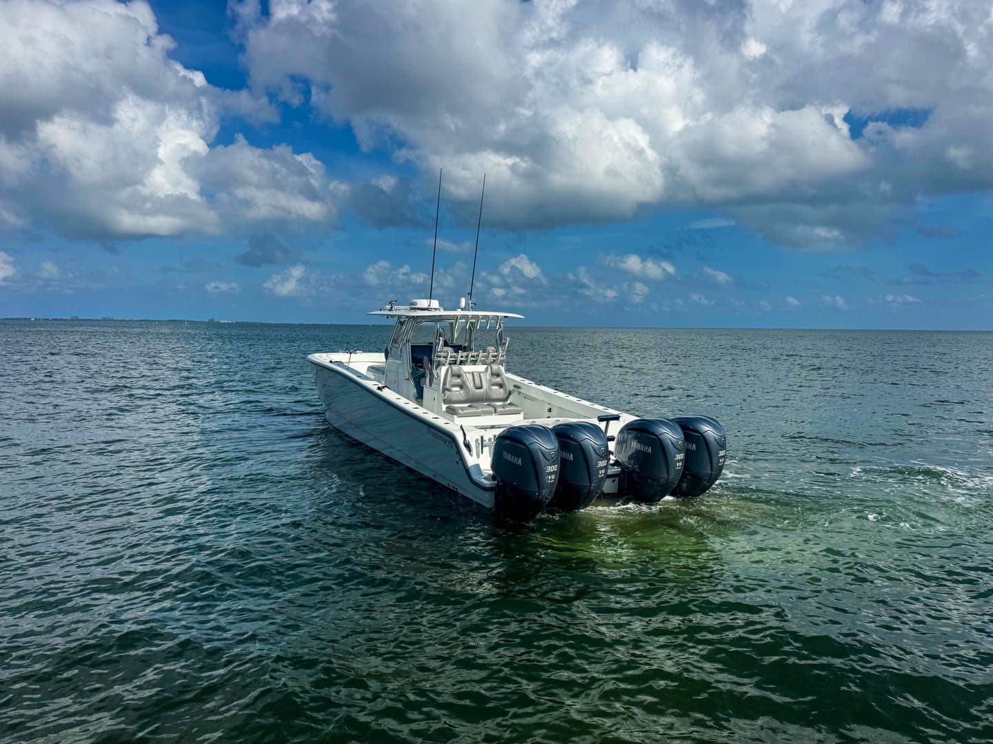 2019 Freeman Boatworks 37VH zum Verkauf in Grand Cayman, KY Power Catamarans 3