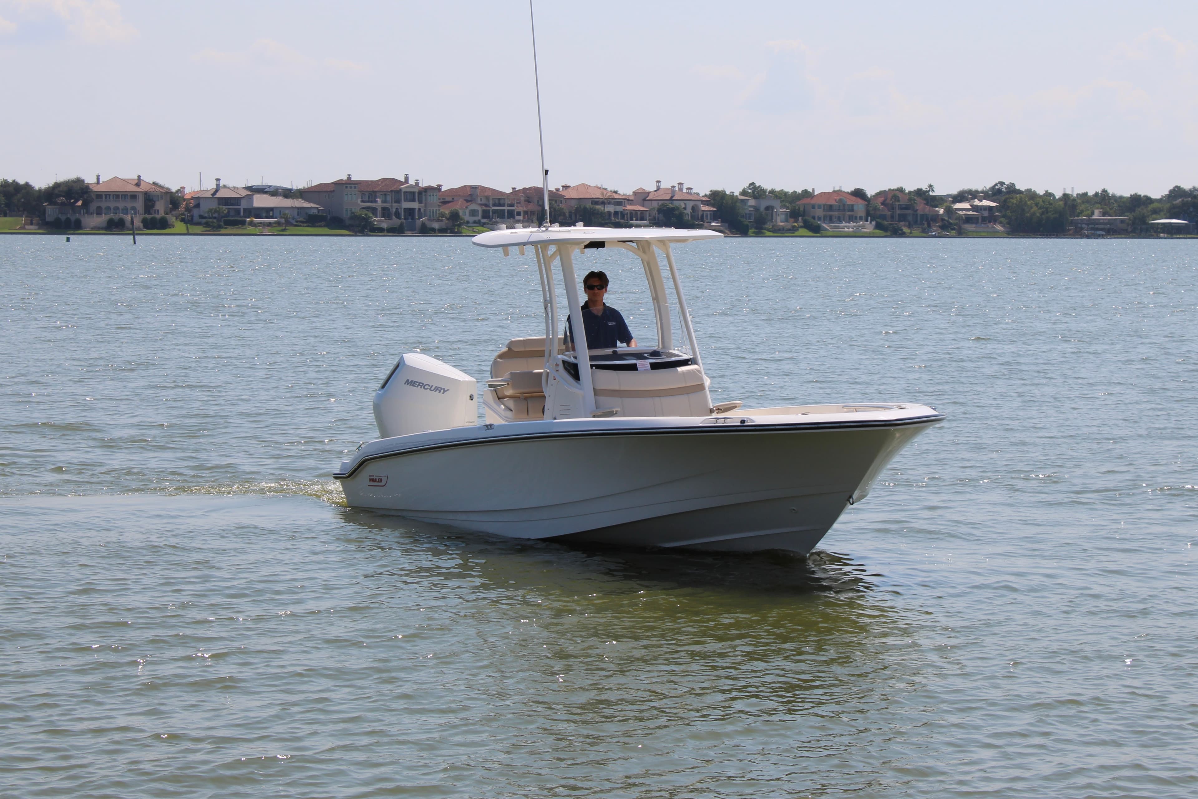 2027 Boston Whaler 250 Dauntless zum Verkauf in Seabrook, TX Center Console 4