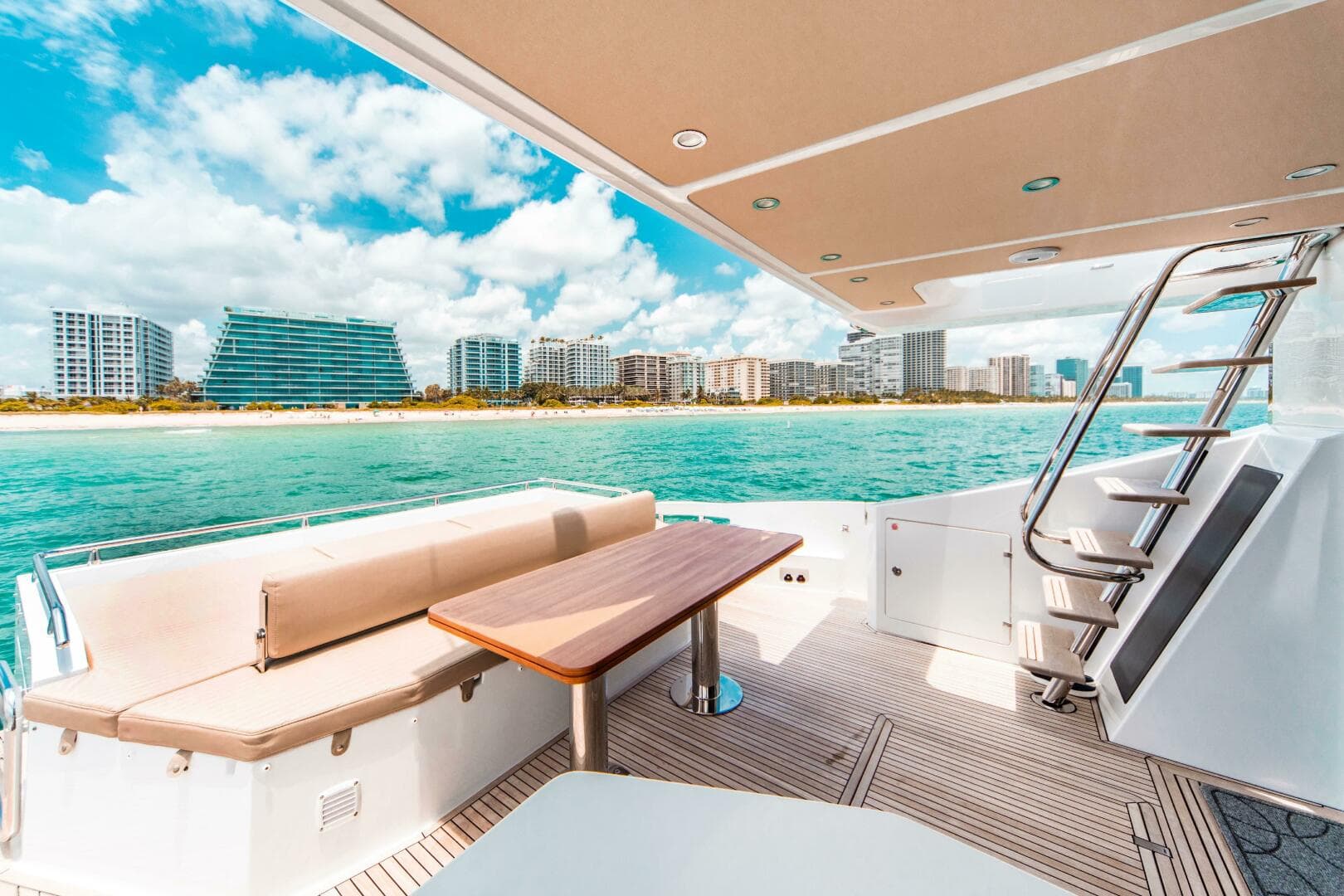2019 Azimut 77S for Sale in Aventura, Florida Flybridge 2