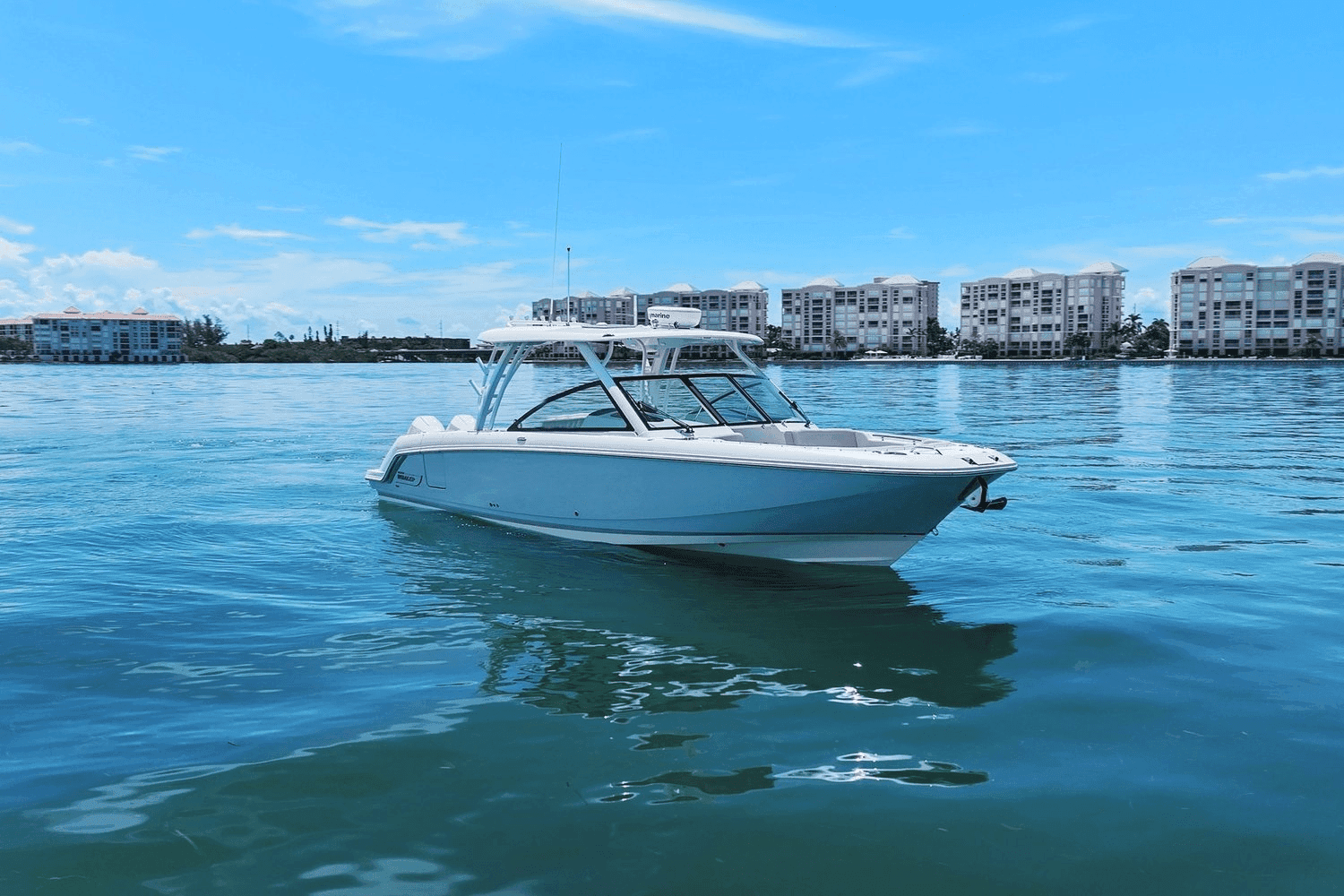 2020 Boston Whaler 320 Vantage zum Verkauf in St Petersburg, FL Bowrider