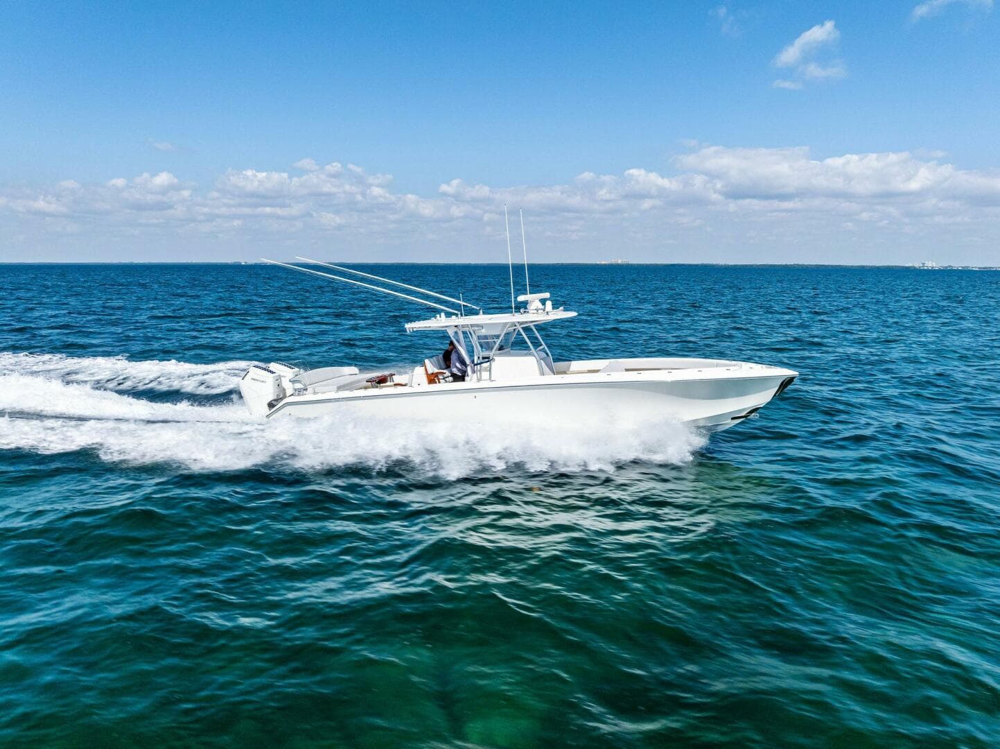 2015 Bahama 41 for Sale in Miami, Florida Center Console 4