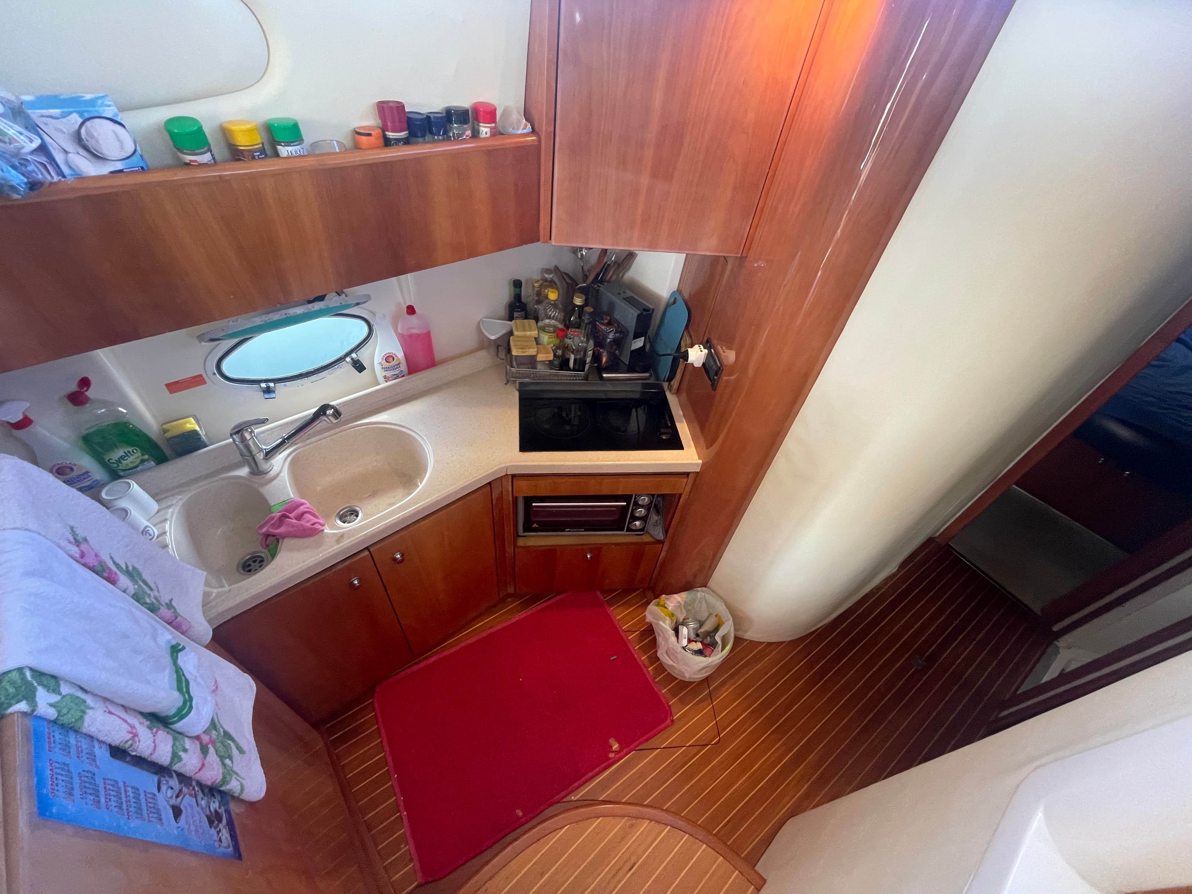 2003 Azimut 39 E for Sale in Arenzano, IT Flybridge 5