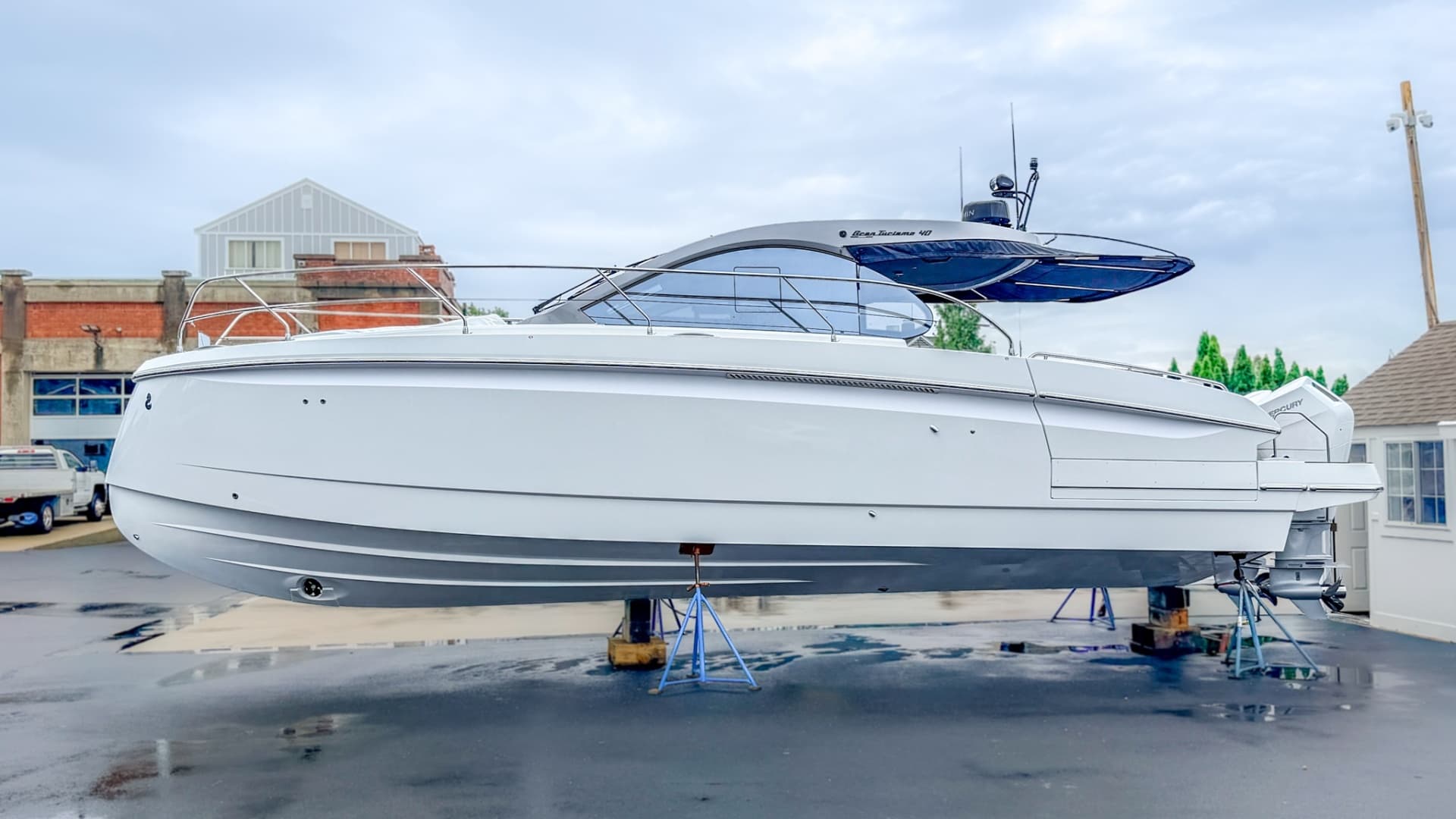 2027 Beneteau Gran Turismo 40 for Sale in South Dartmouth, Massachusetts Cruiser 2
