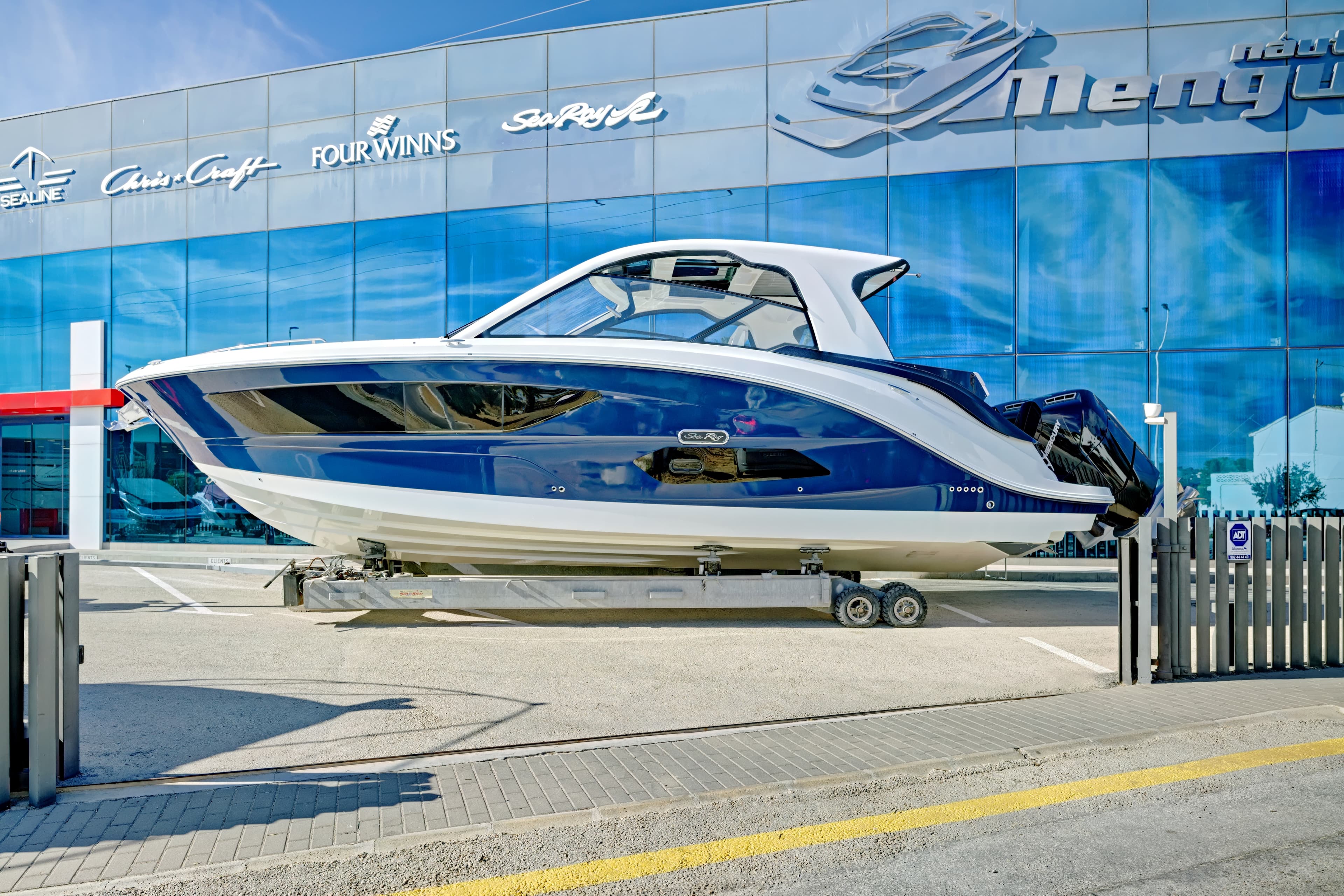 2023 Sea Ray Sundancer 370 Outboard zum Verkauf in Alicante, ES Bowrider