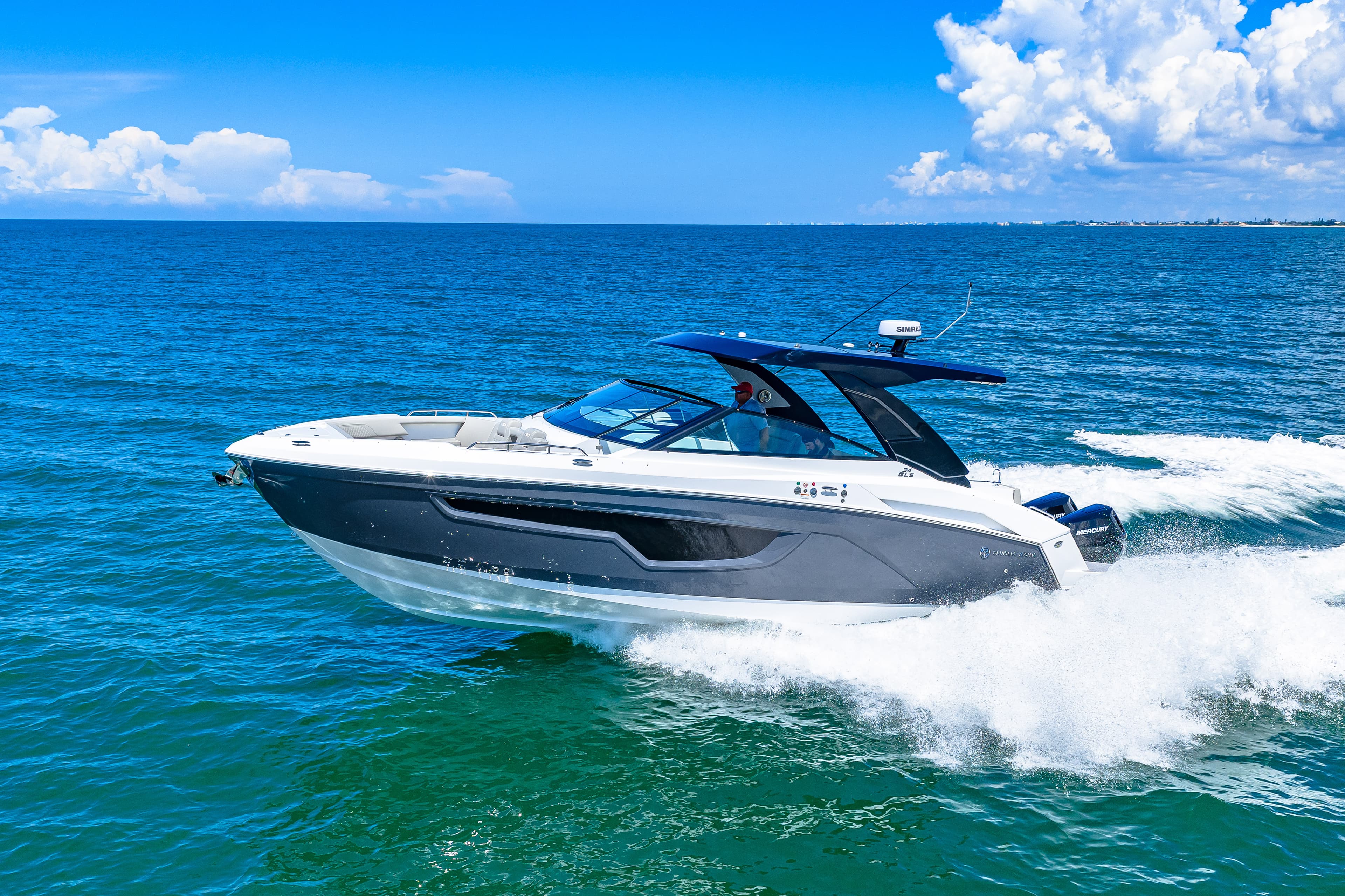 2027 Cruisers Yachts 34 GLS OB for Sale in Venice, Florida Sport Cruiser 4