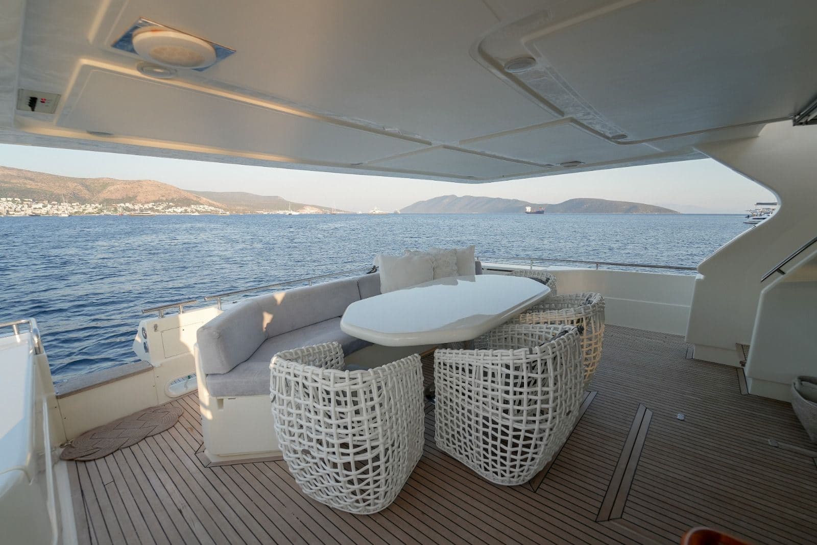2001 Ferretti Yachts 80 for Sale in Bodrum, TR Motor Yacht 5