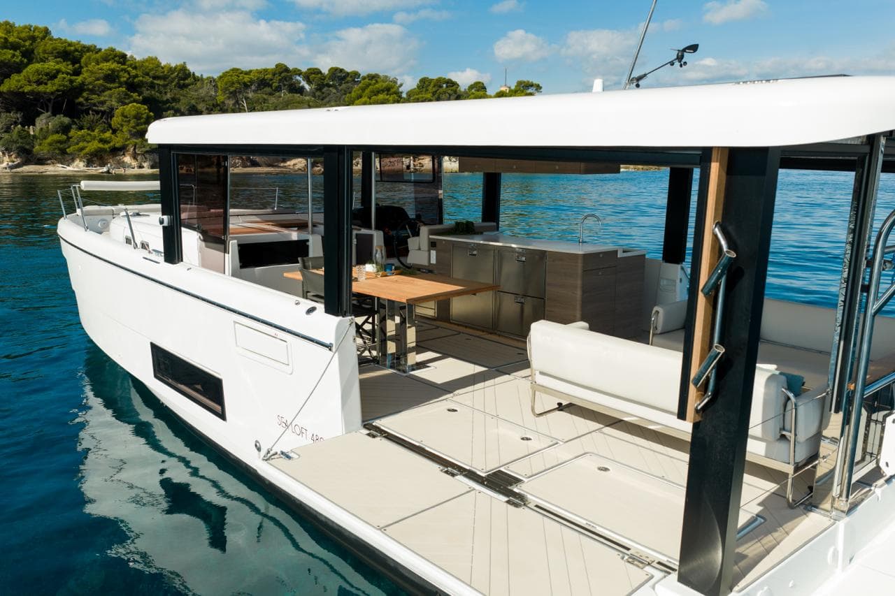2027 Jeanneau Sea Loft 480 for Sale in Cogolin, FR Power Catamarans 2
