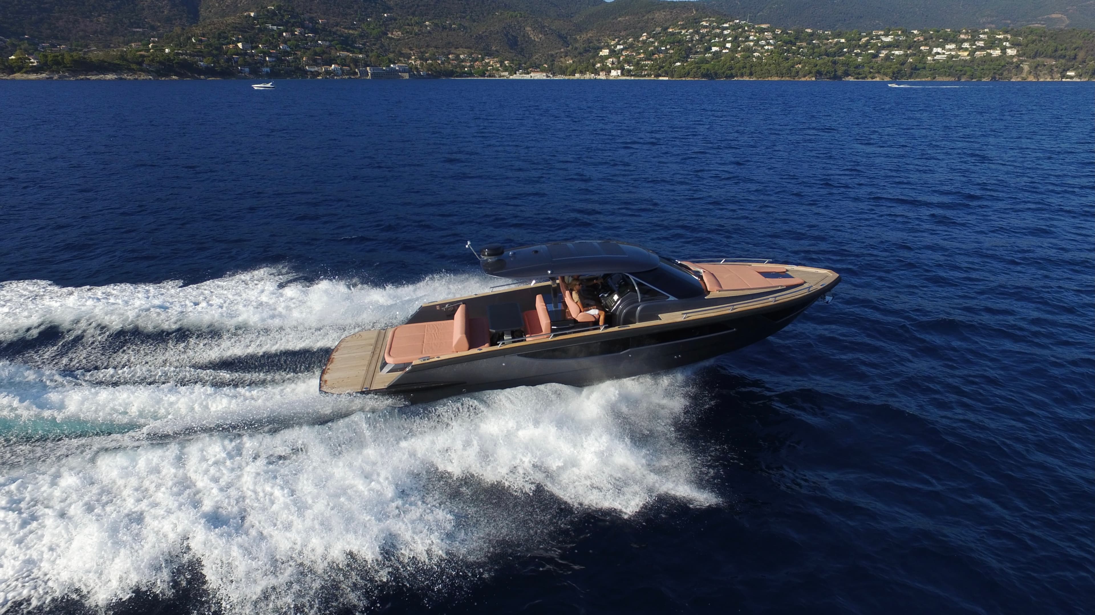 2024 Focus Motor Yachts Forza 37 for Sale in Agde, FR Express Cruiser 4