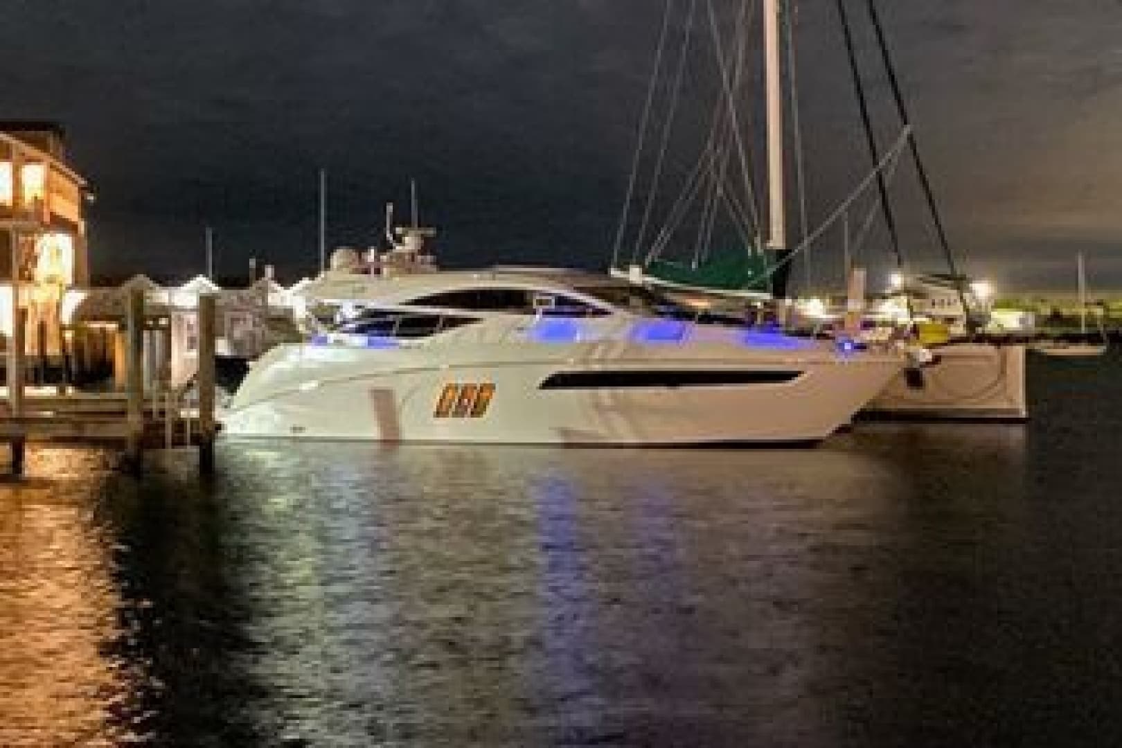 2018 Sea Ray L590 for Sale in Mystic, Connecticut Motor Yacht 5