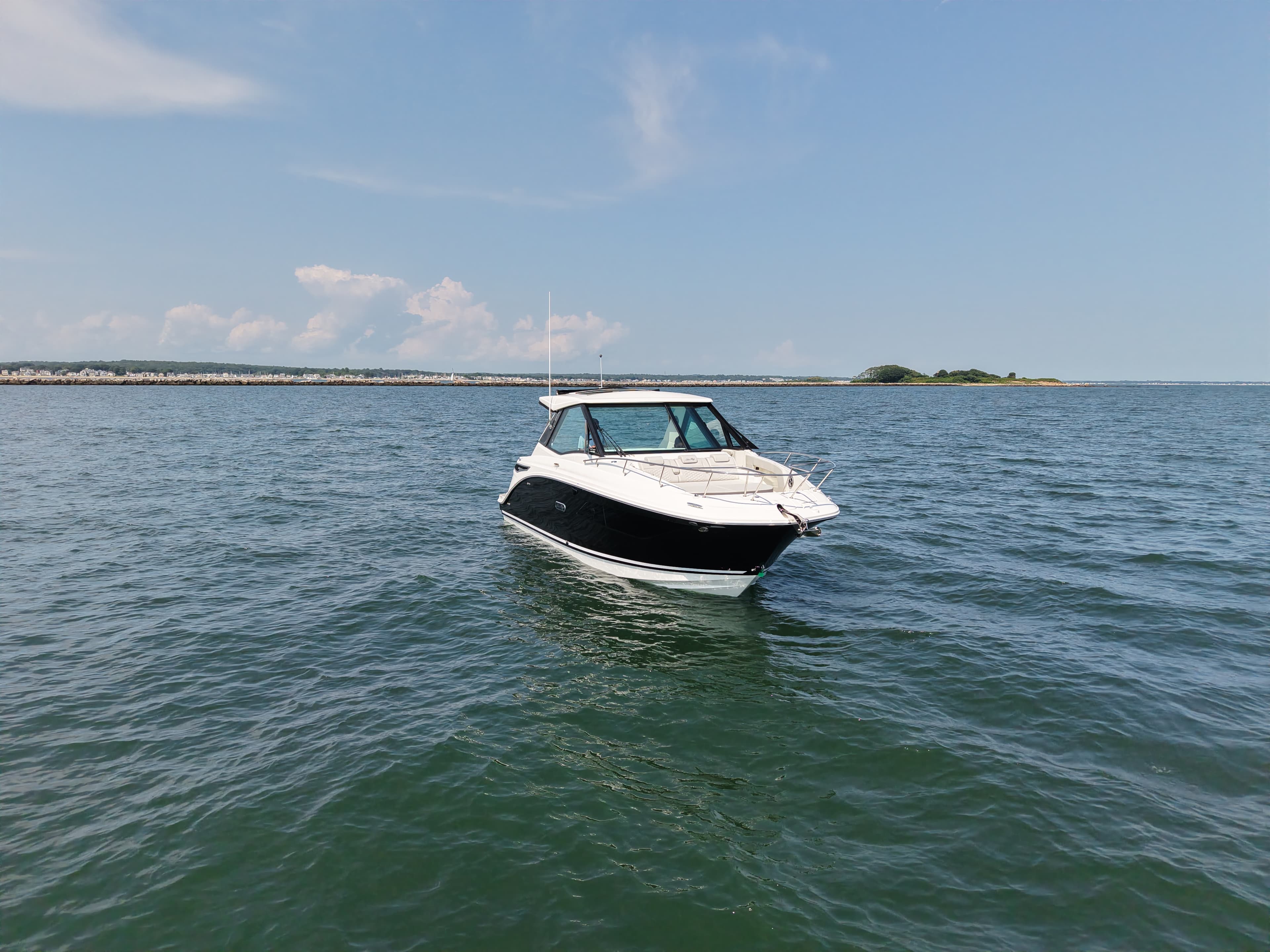 2026 Sea Ray Sundancer 320 Outboard for Sale in Westbrook, Connecticut Express Cruiser 3