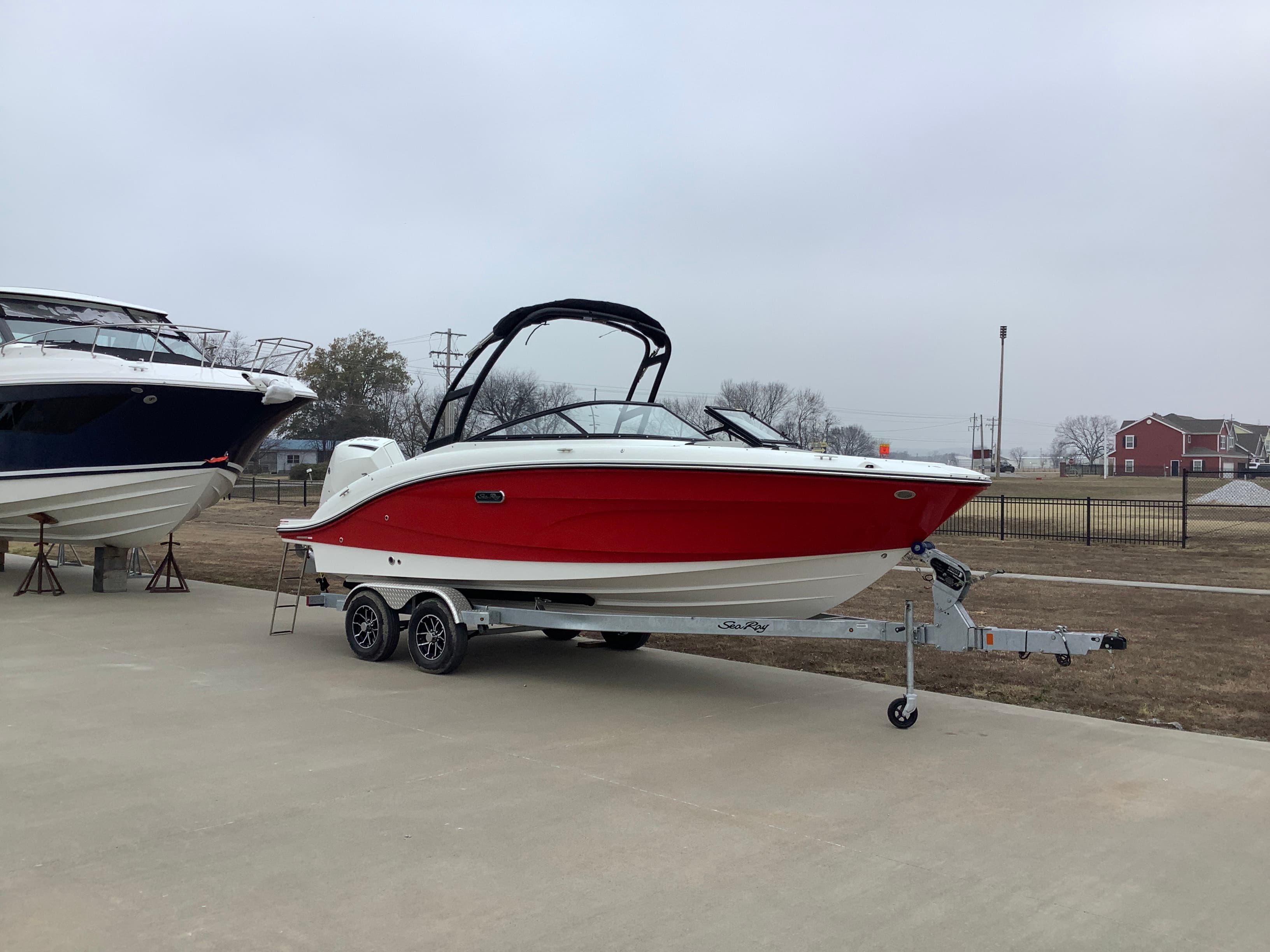2026 Sea Ray SPX 210 Outboard zum Verkauf in Monkey Island, OK Bowrider 3