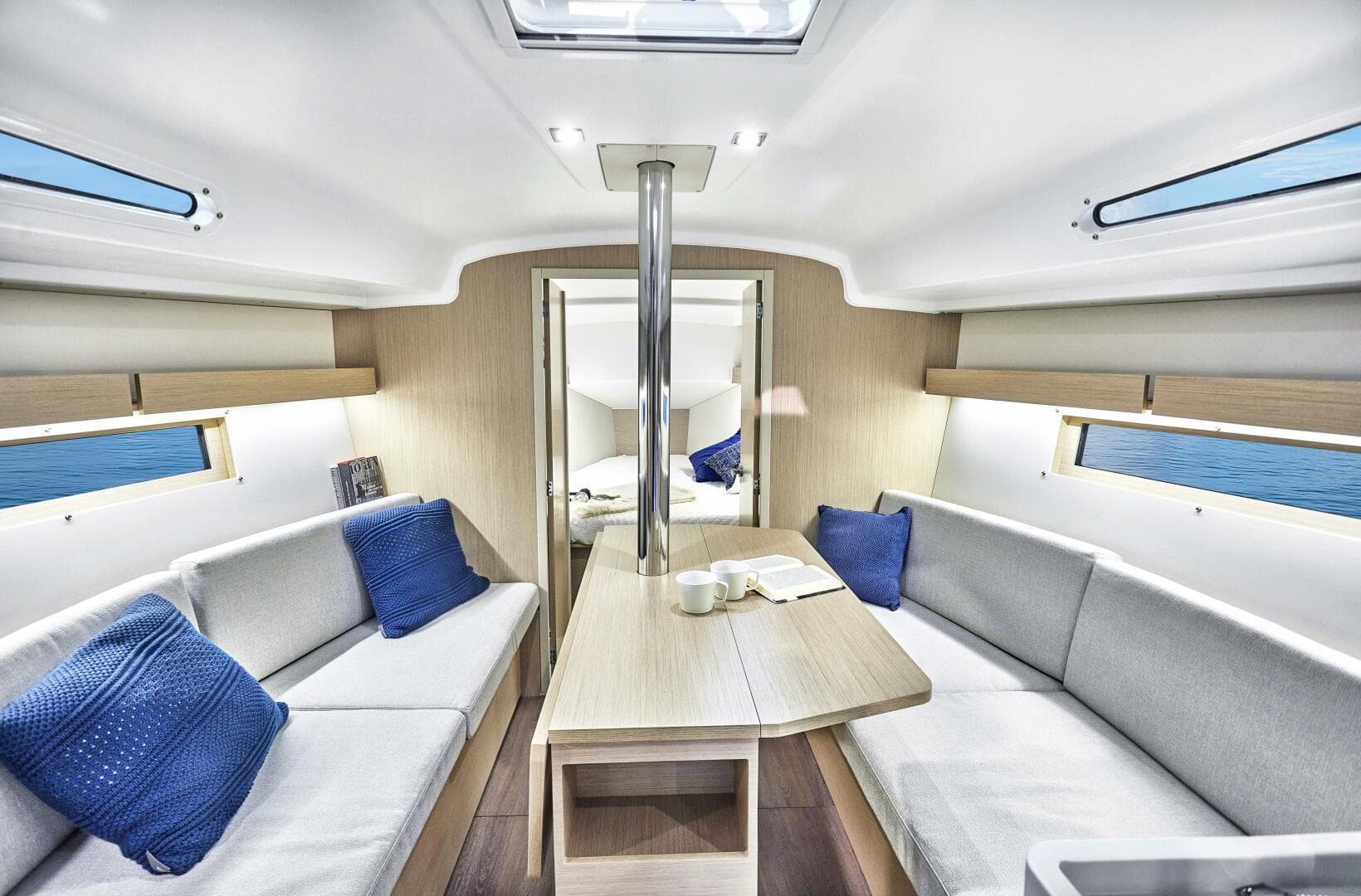 2027 Beneteau Oceanis 34.1 for Sale in South Dartmouth, Massachusetts Daysailer 3