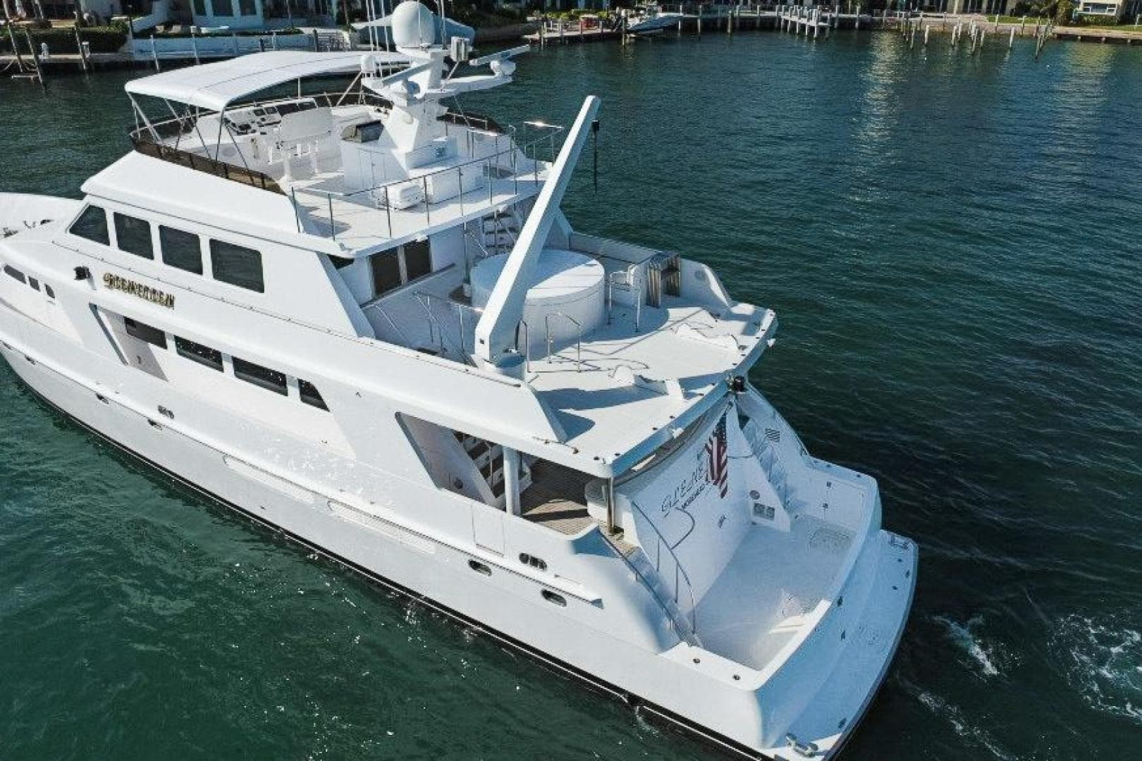 2002 President Yachts 100 zum Verkauf in Fort Lauderdale, Florida Motor Yacht 4