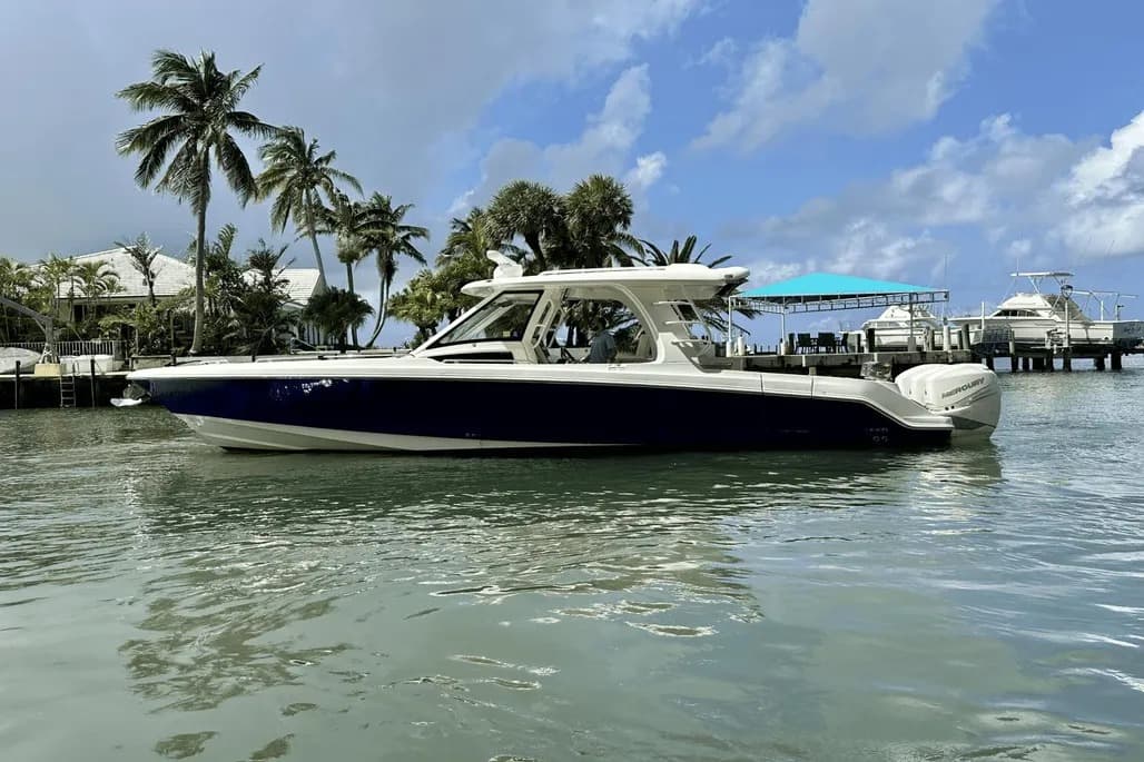 2019 Boston Whaler 350 Realm zum Verkauf in West Palm Beach, Florida Bowrider 4
