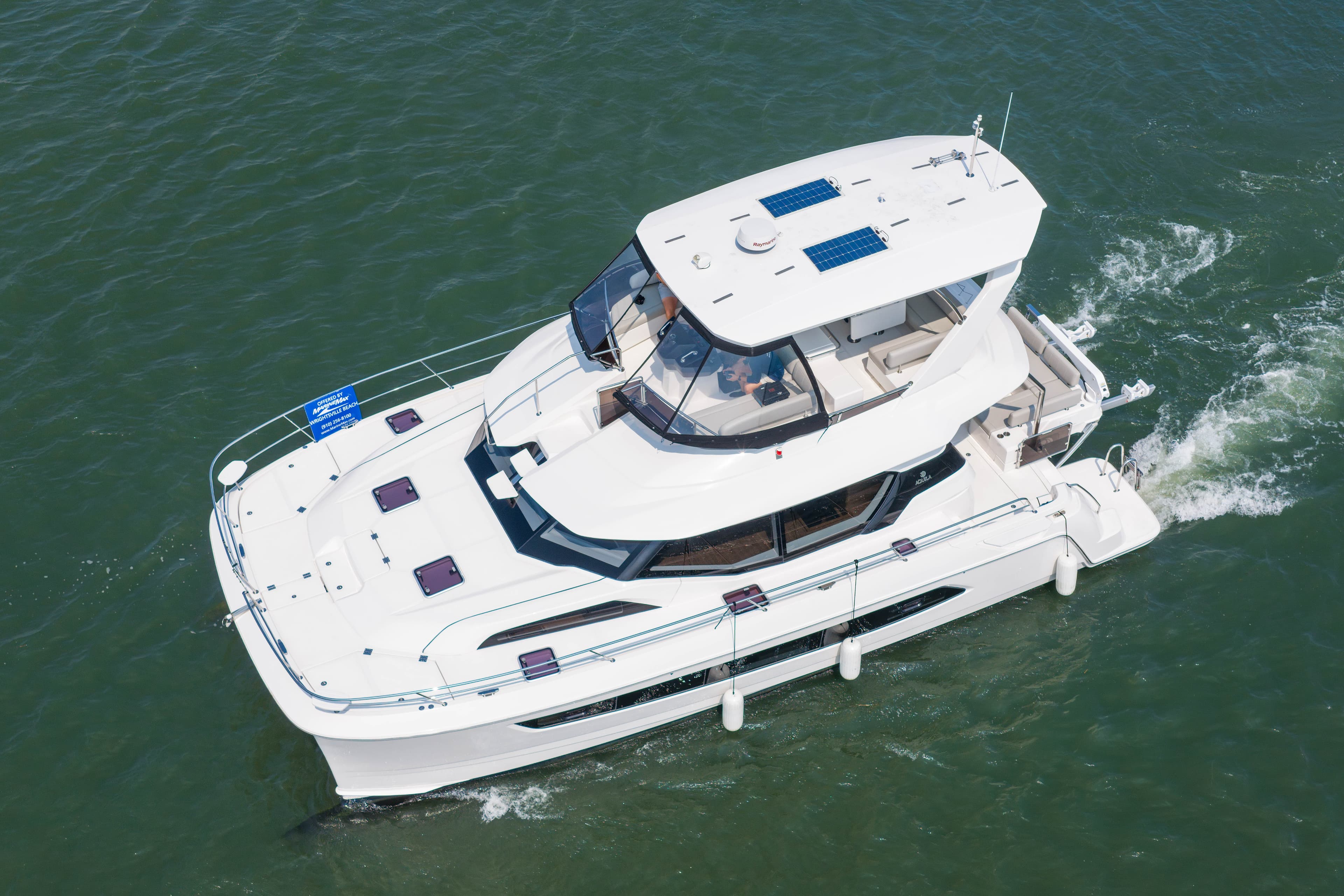 2025 Aquila 44 Yacht zum Verkauf in Wrightsville Beach, North Carolina Power Catamarans 5