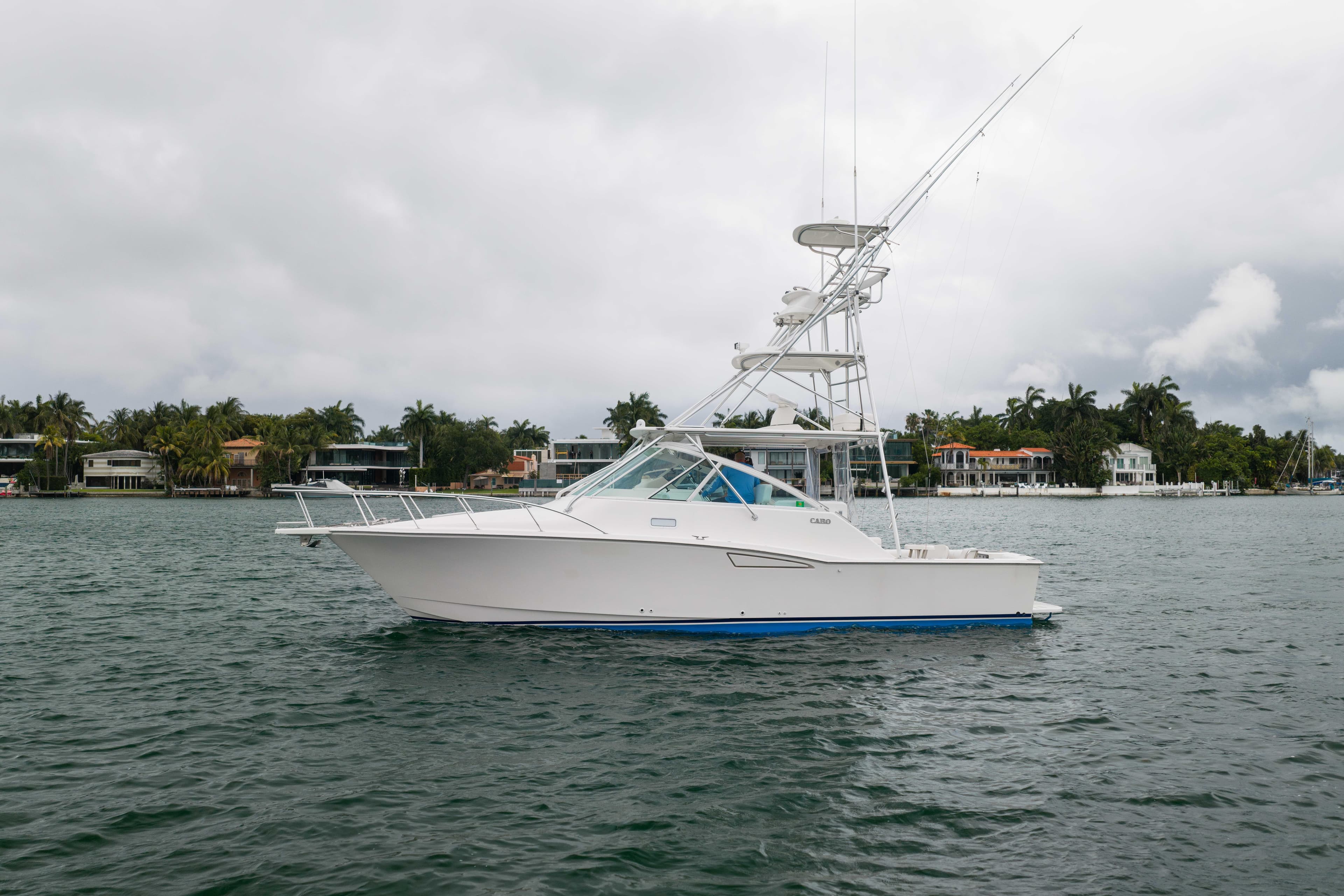 2006 CABO 35 Express for Sale in Miami, Florida Express Cruiser 2