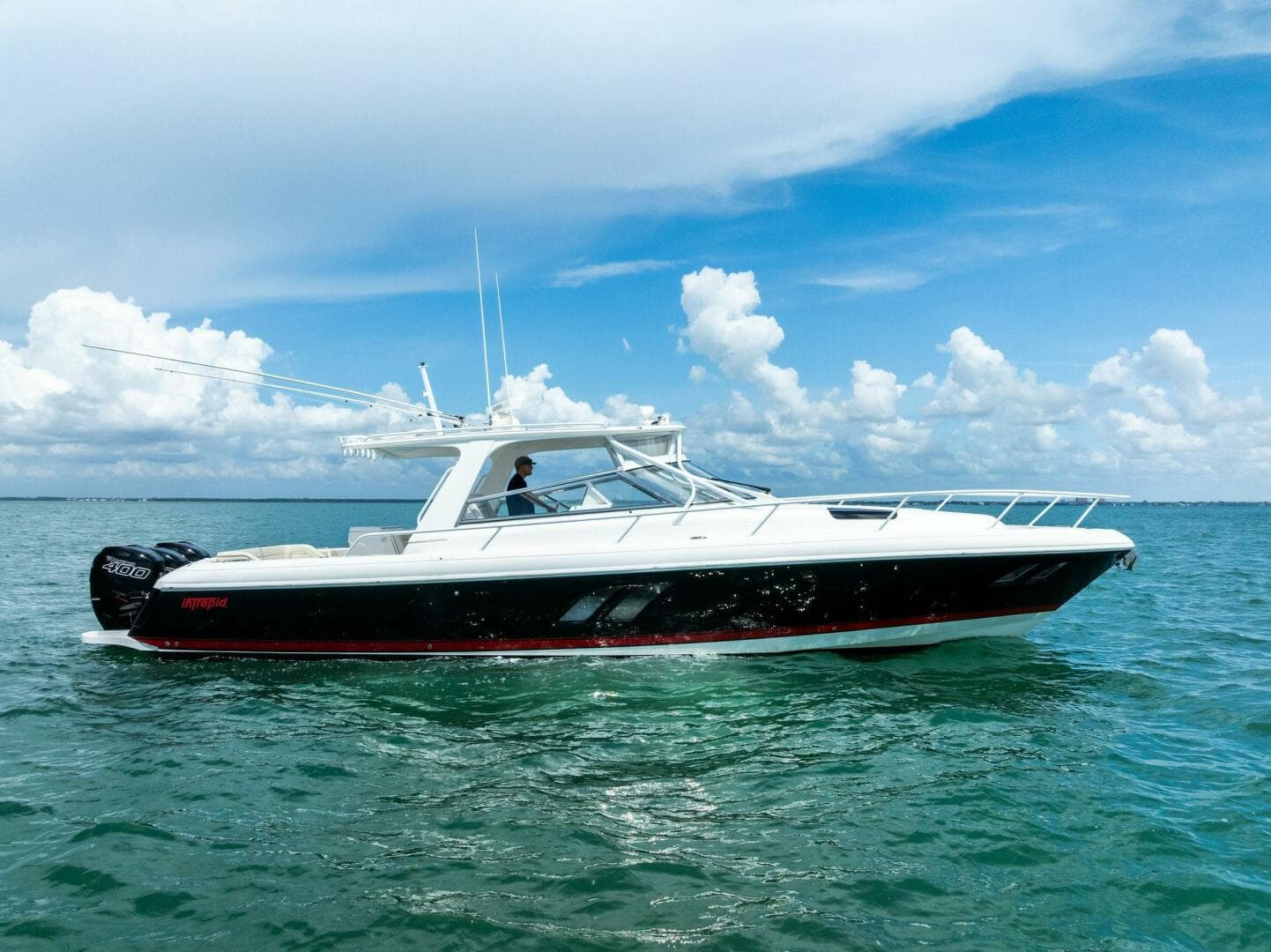 2018 Intrepid Powerboats 430 Sport Yacht for Sale in Coral Gables, Florida Sport Cruiser 5