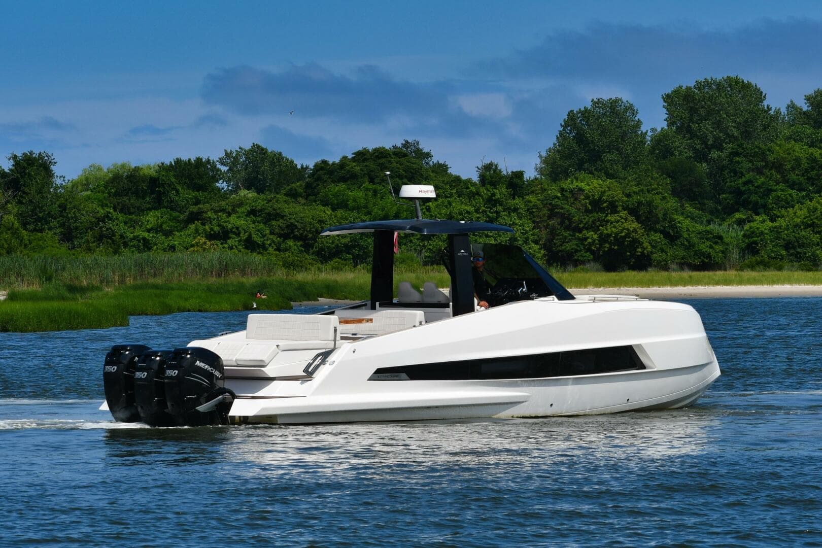 2023 Astondoa 377 Coupe Outboard for Sale in Brielle, New Jersey Center Console 2