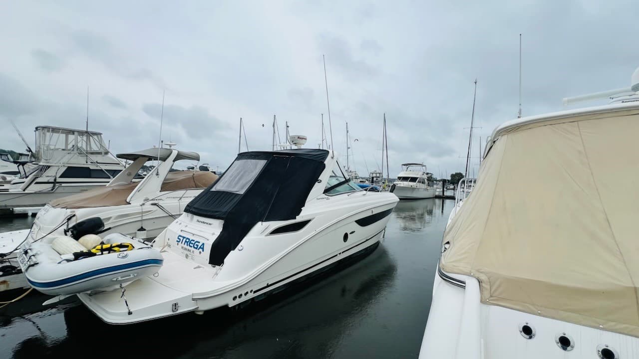 2014 Sea Ray Sundancer 350 zum Verkauf in Huntington, NY Cruiser 3