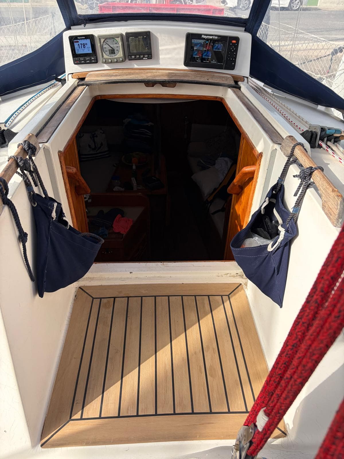 1986 Furia 32 a la venta en El Masnou, ES Monohull 3