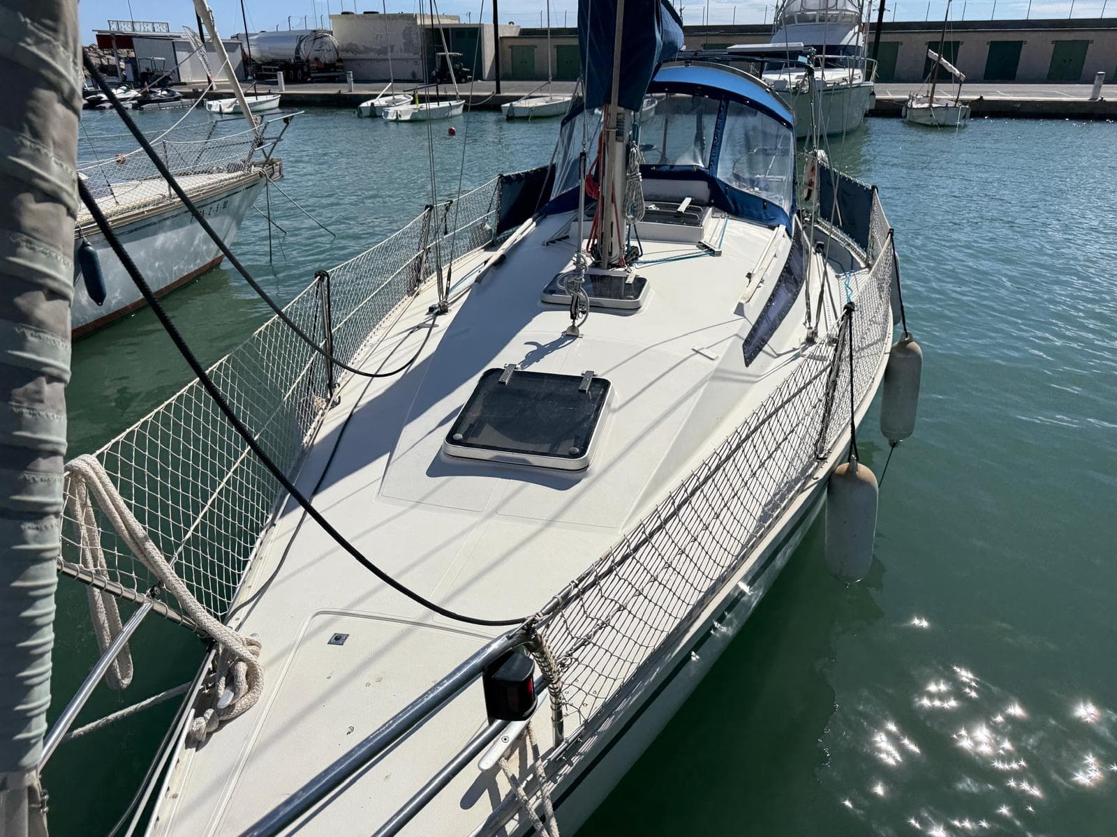 1986 Furia 32 a la venta en El Masnou, ES Monohull 5
