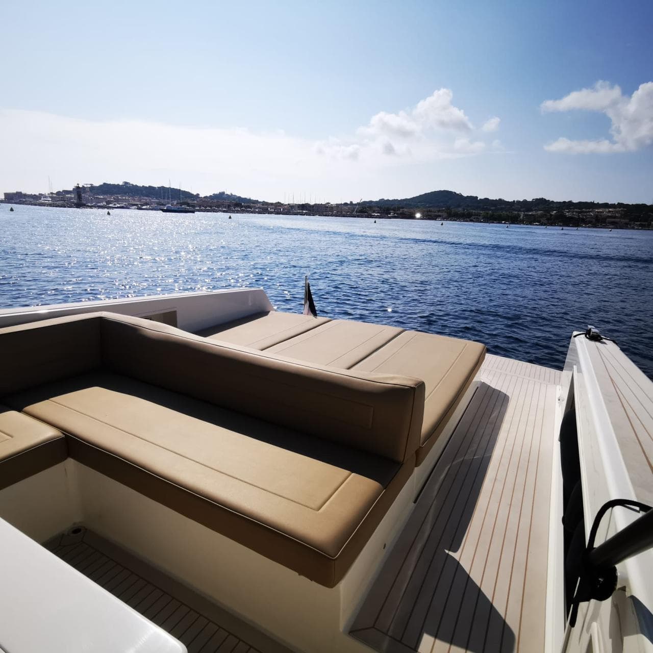 2021 VanDutch Yachts 40 in vendita a Cogolin, FR Day Boats 2