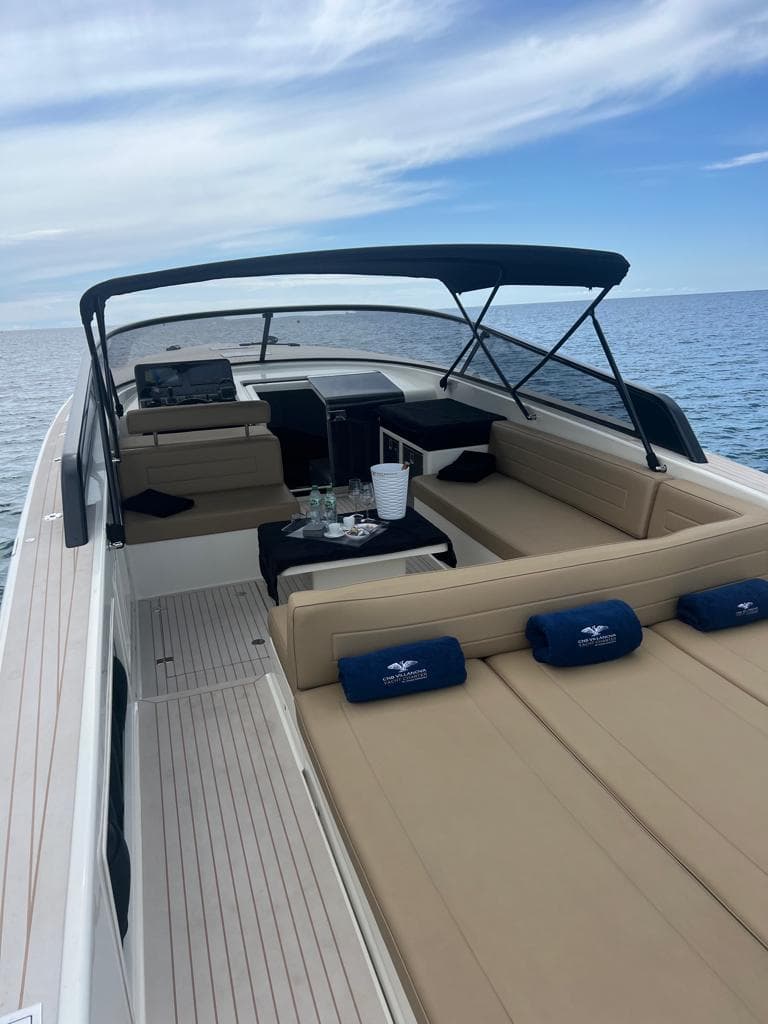 2021 VanDutch Yachts 40 in vendita a Cogolin, FR Day Boats 3