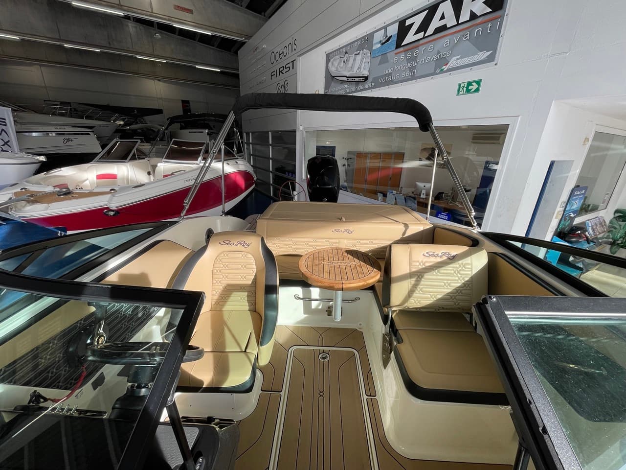 2025 Sea Ray SPX 190 Outboard for Sale in Viladamat, ES Bowrider 5