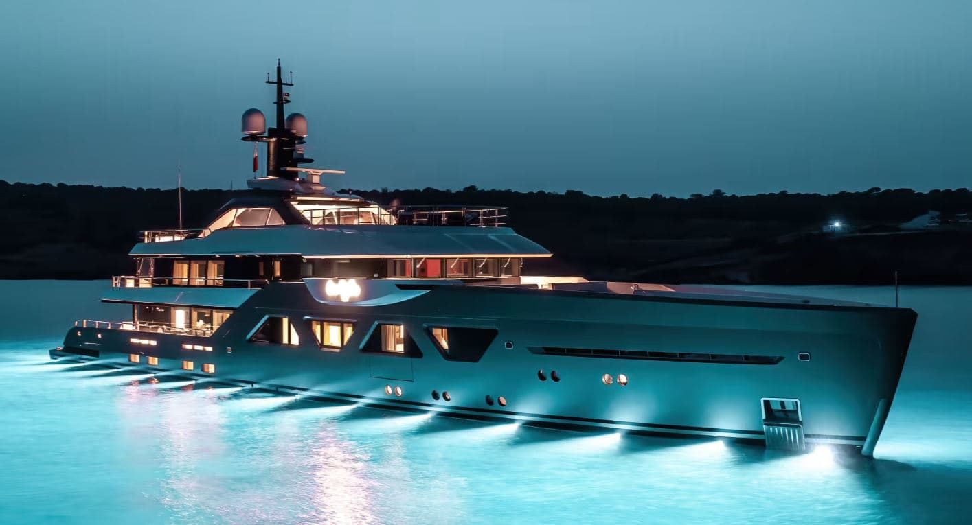 2027 Amels 60 in vendita a Vlissingen, NL Megayacht 2