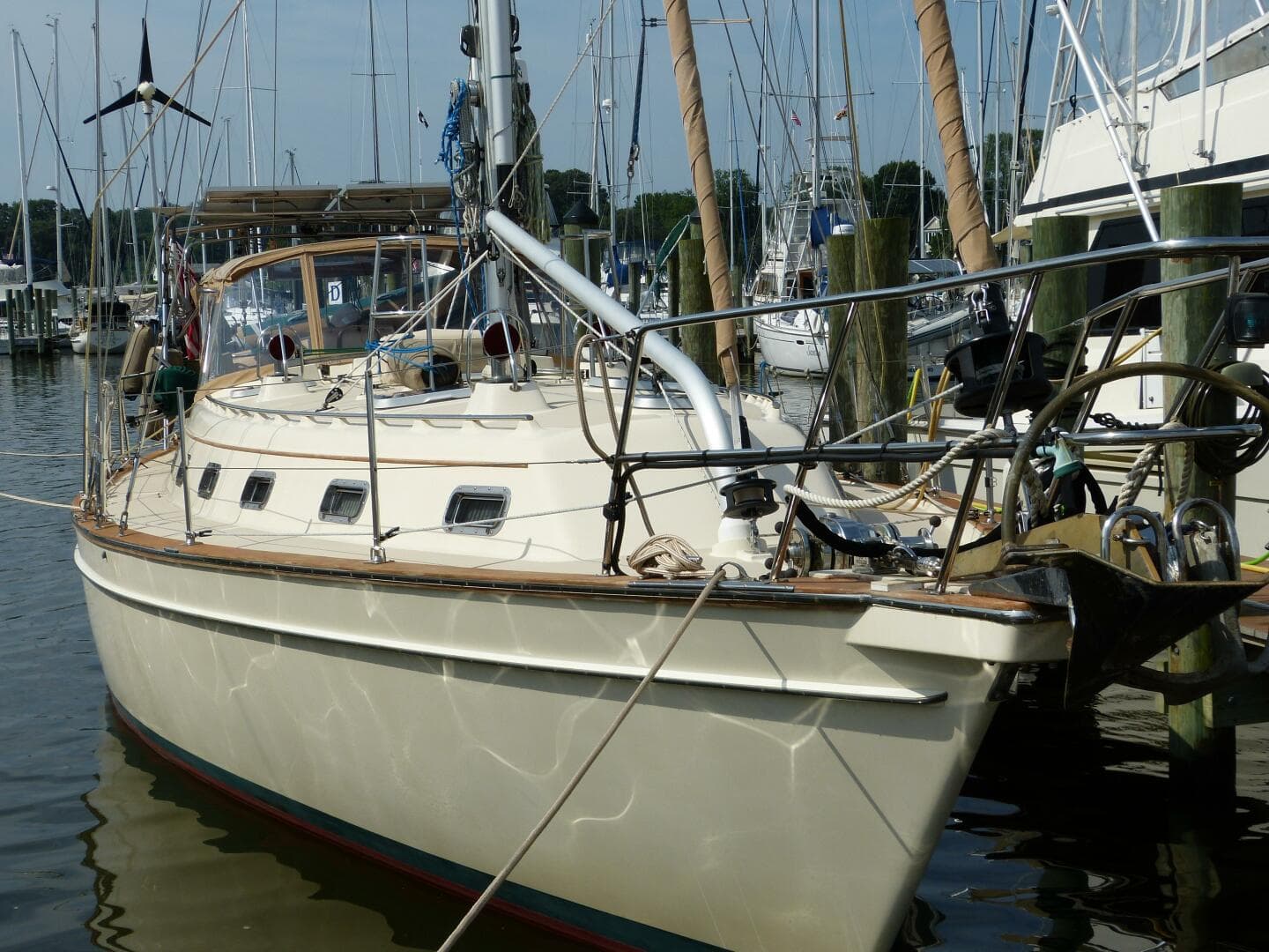 2000 Island Packet Yachts 420 zum Verkauf in Tracys Landing, Maryland Cutter 3