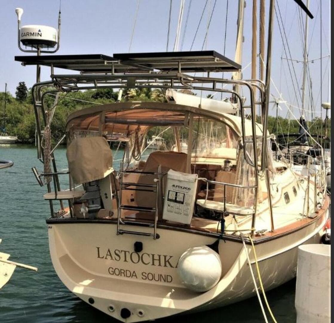2000 Island Packet Yachts 420 zum Verkauf in Tracys Landing, Maryland Cutter 5