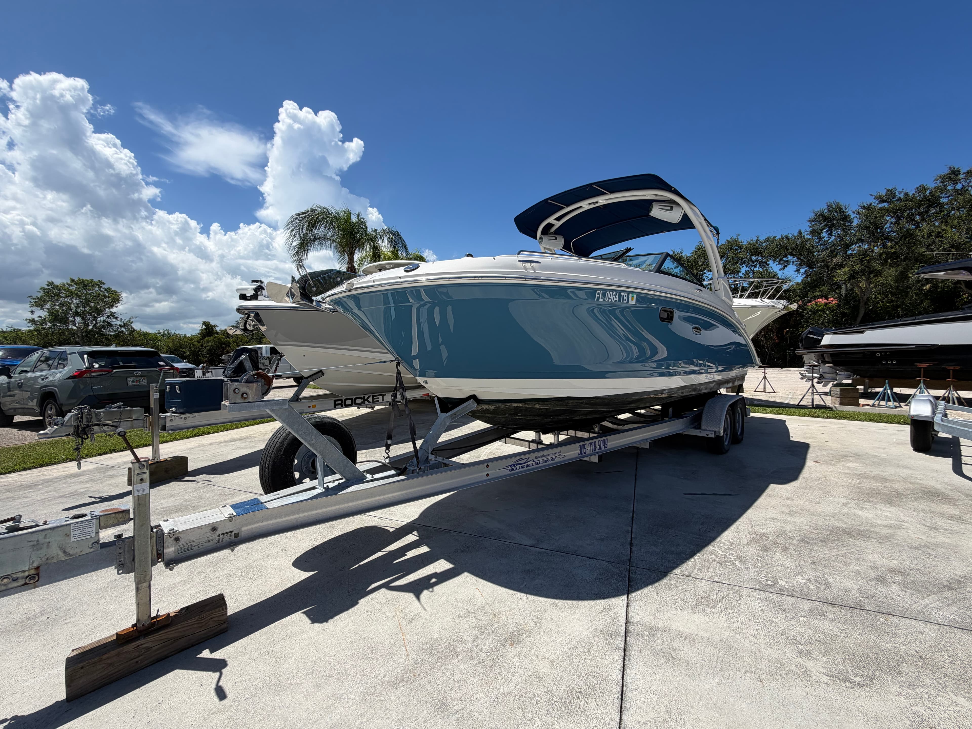 2022 Sea Ray SDX 270 Outboard for Sale in Stuart, Florida Bowrider 3