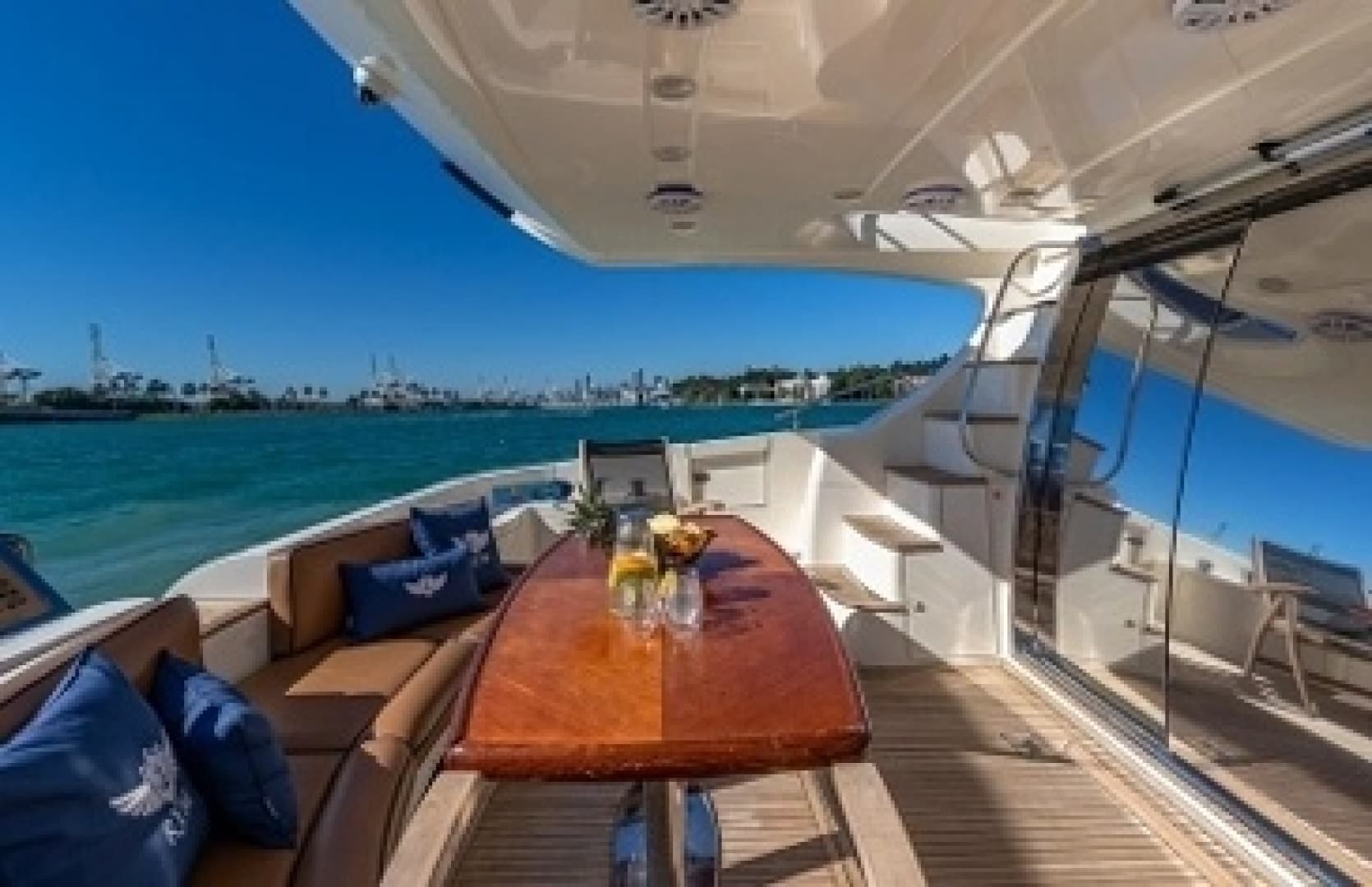 2007 Azimut 62 in vendita a Miami Beach, Florida Flybridge 3
