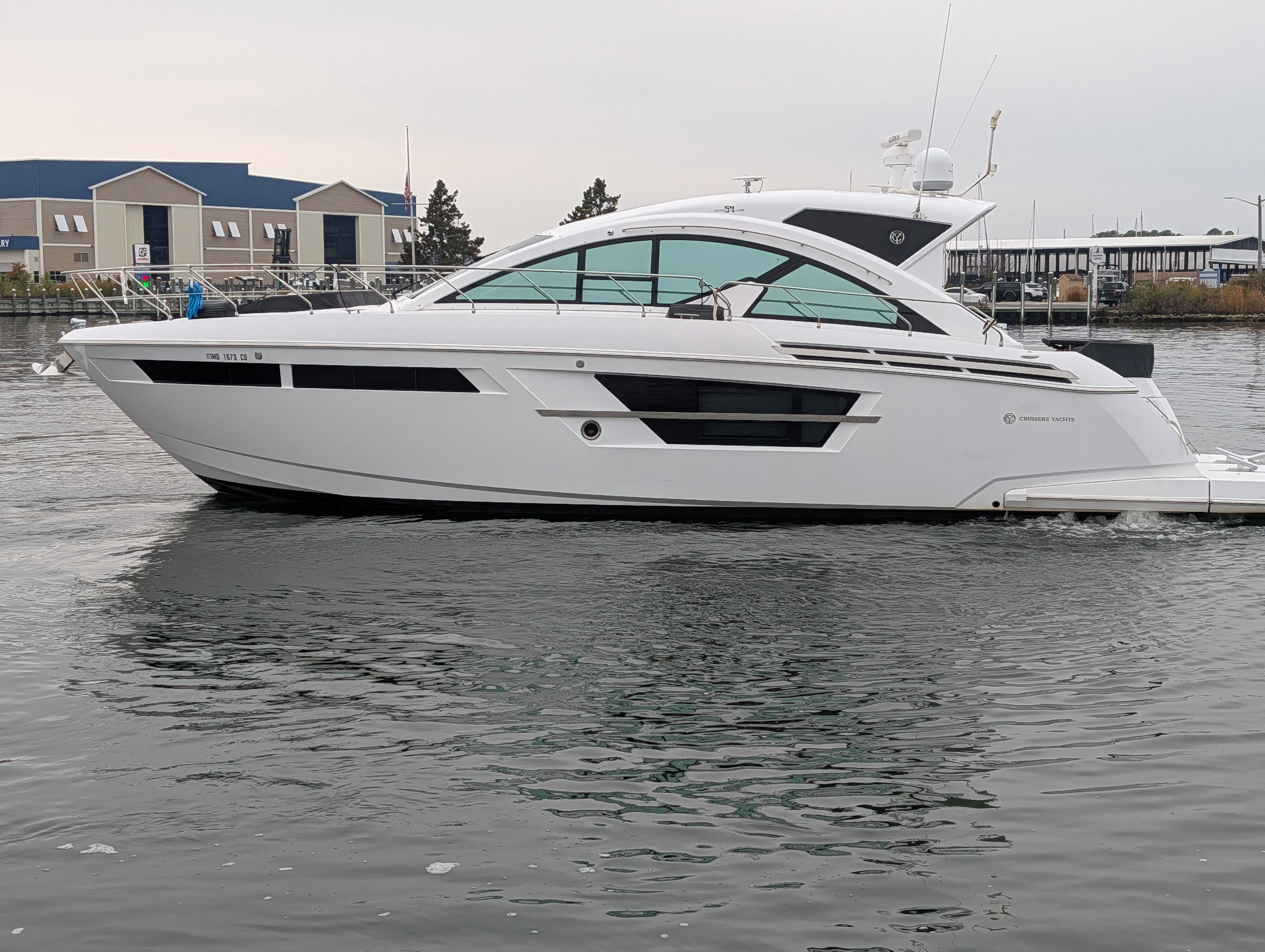 2022 Cruisers Yachts 54 Cantius zum Verkauf in Grasonville, MD Express Cruiser