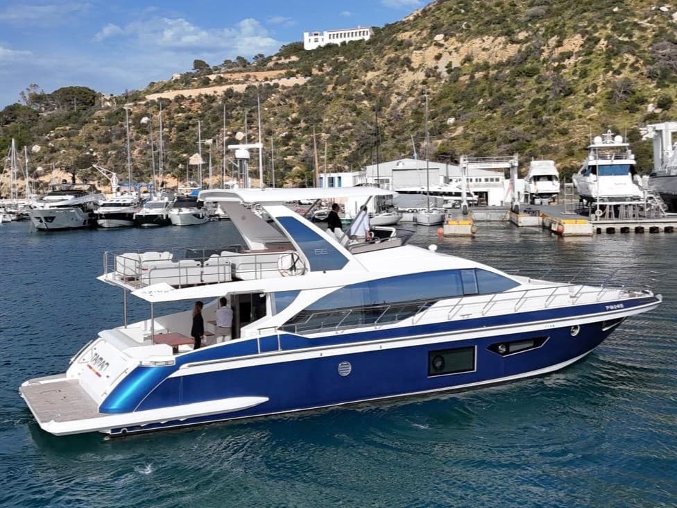 2021 Azimut 66 zum Verkauf in Empuriabrava, ES Motor Yacht 3